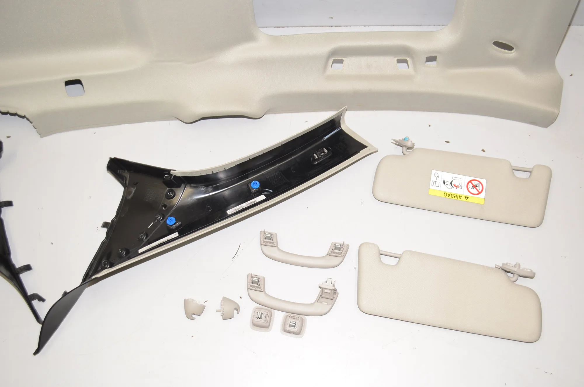 Roof Headliner Set – OEM 7275668 · BMW i3 (I01) Electric 2019 – 6