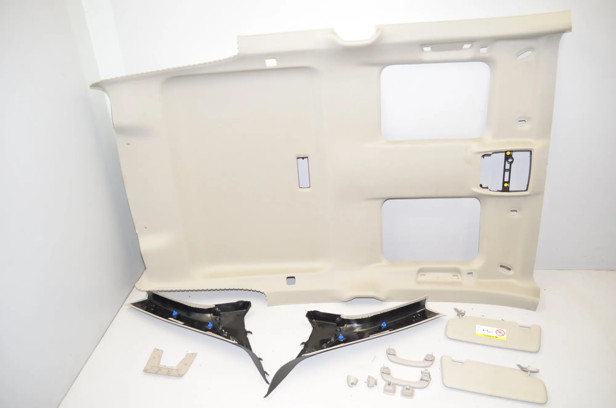 Roof Headliner Set – OEM 7275668 · BMW i3 (I01) Electric 2019 – 4