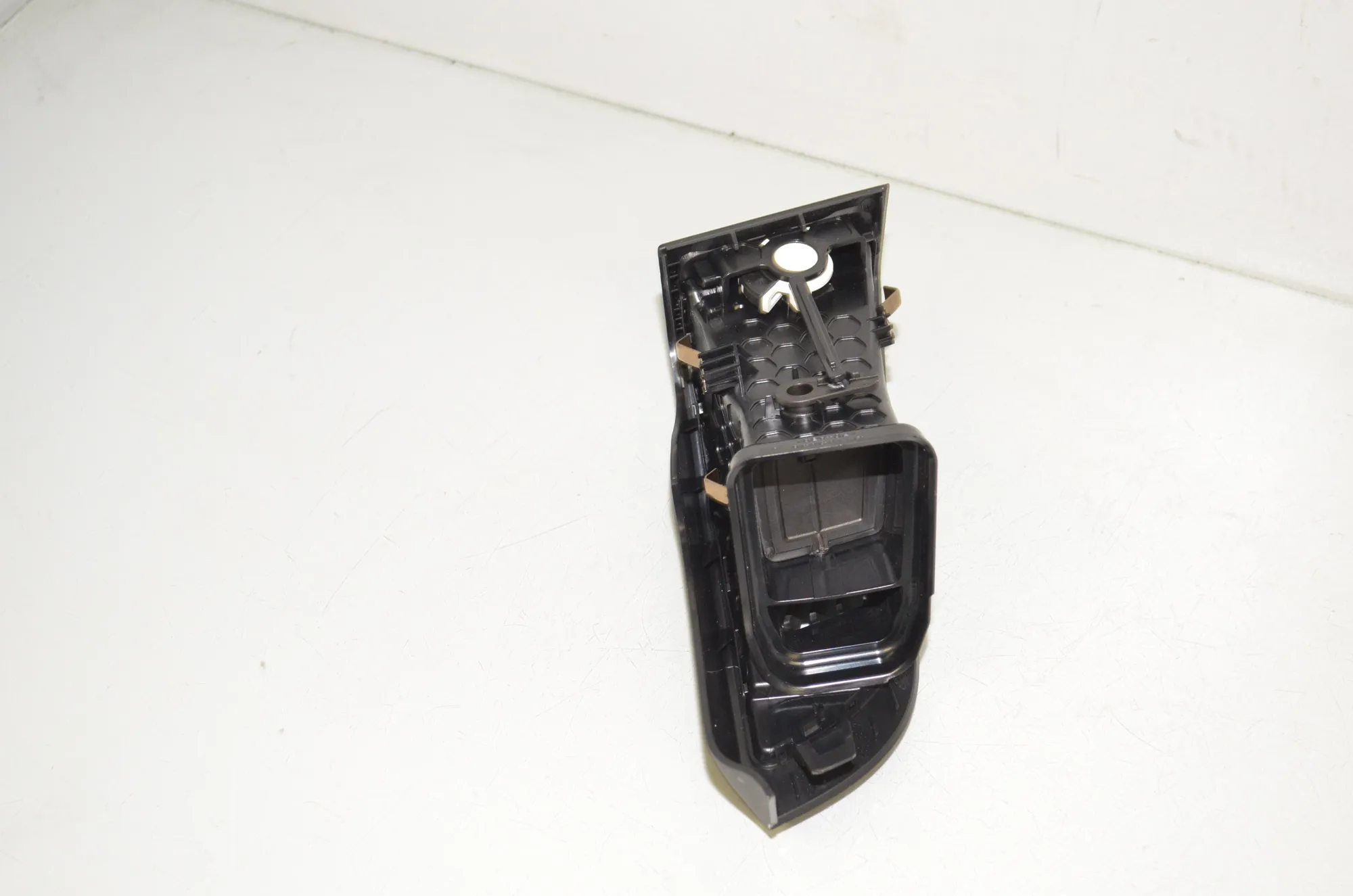 Dashboard Air Vents – OEM 9283003 · BMW i3 (I01) Electric 2019 – 4