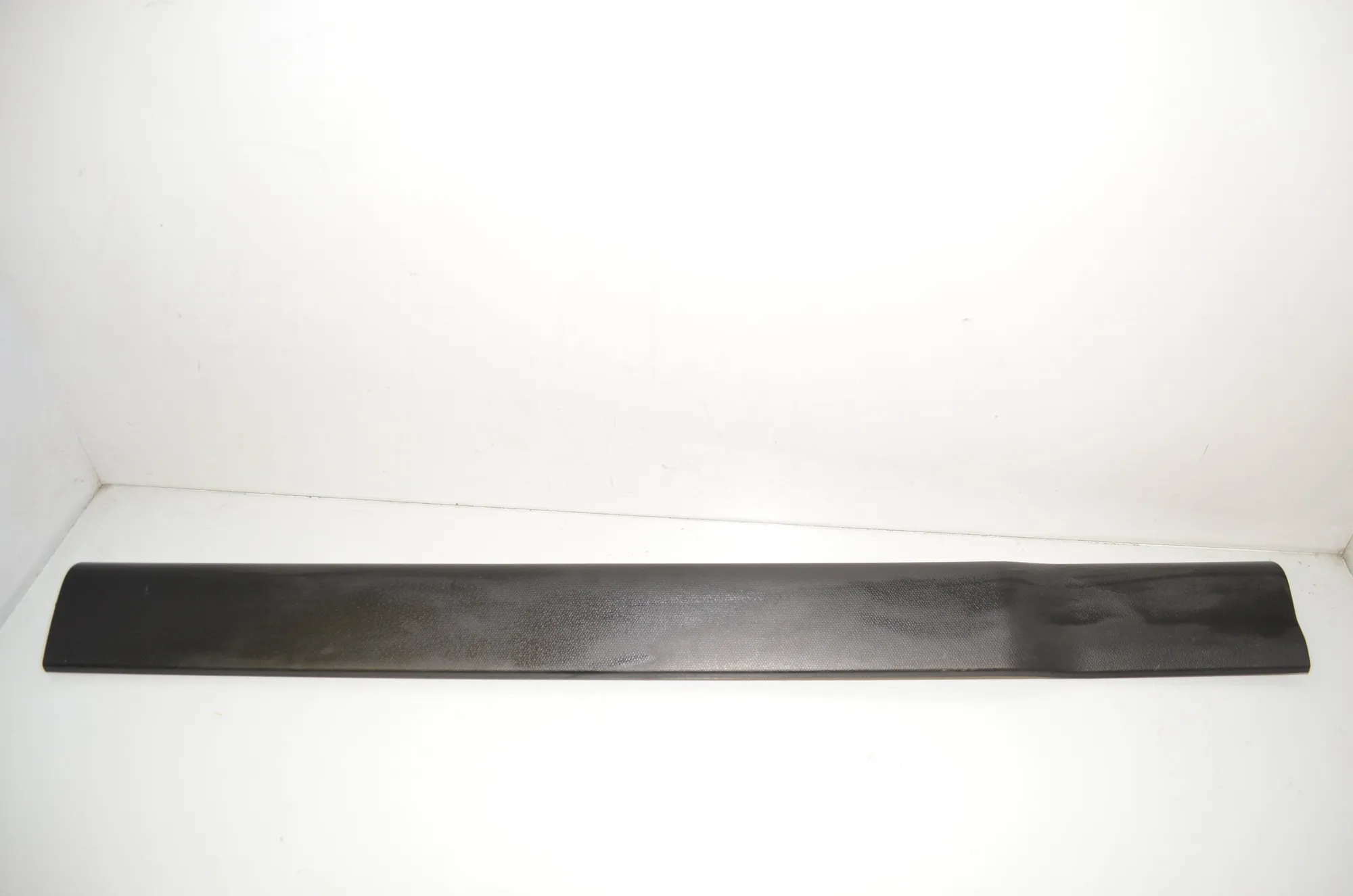 Front Right Interior Step Trim – OEM 7272380 · BMW i3 (I01) Electric 2019