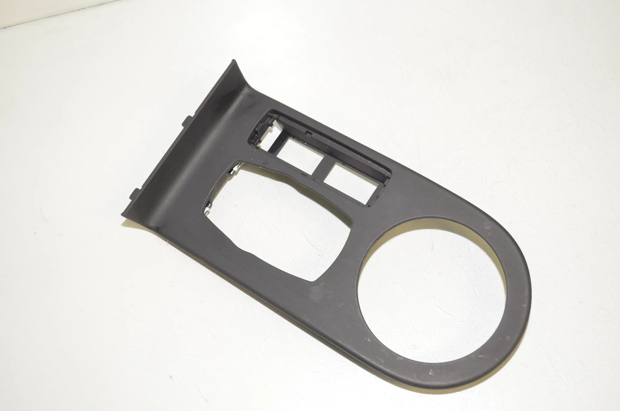 Center Console Trim – OEM 9283137 · BMW i3 (I01) Electric 2019