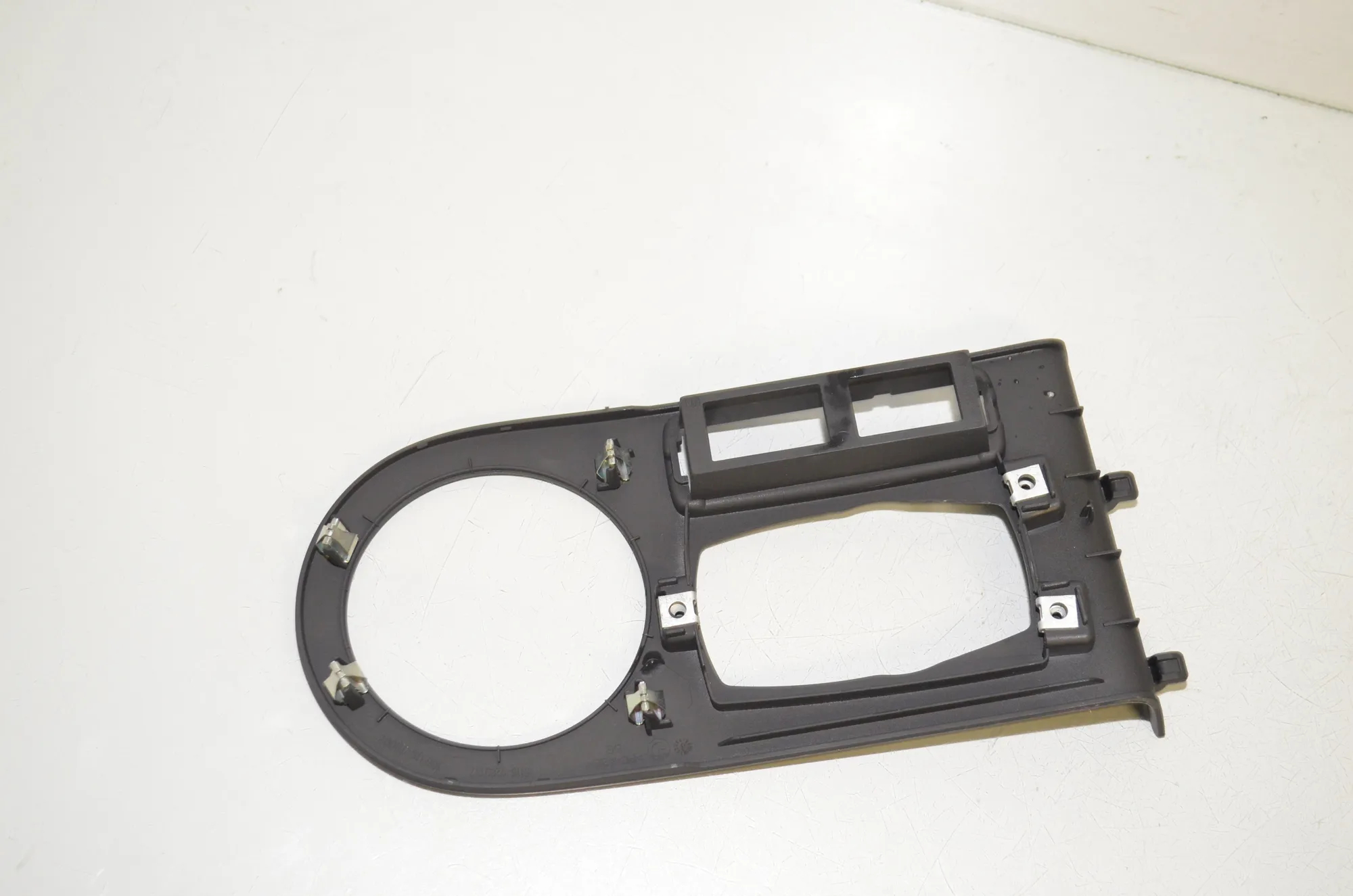 Center Console Trim – OEM 9283137 · BMW i3 (I01) Electric 2019 – 3
