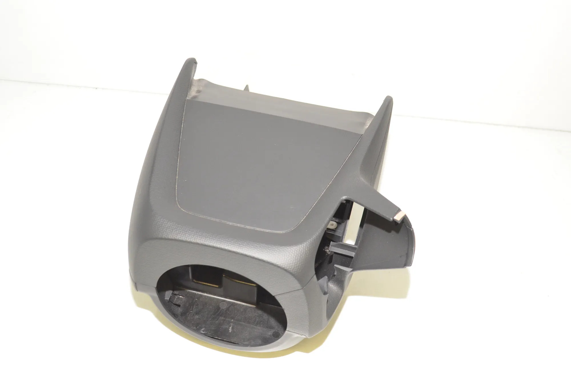 Steering Mechanism Trim – OEM 9285065 · BMW i3 (I01) Electric 2019