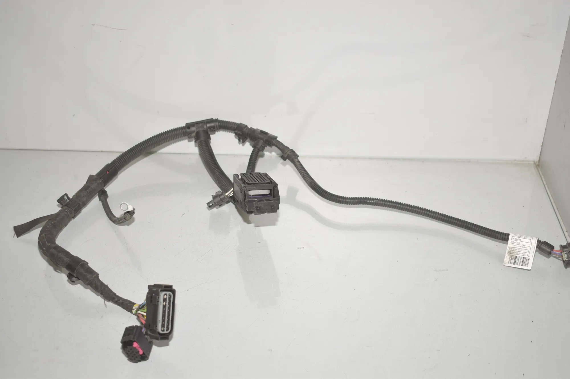 Engine Cable Harness – OEM 8632687 · BMW i3 (I01) Electric 2019 – 3