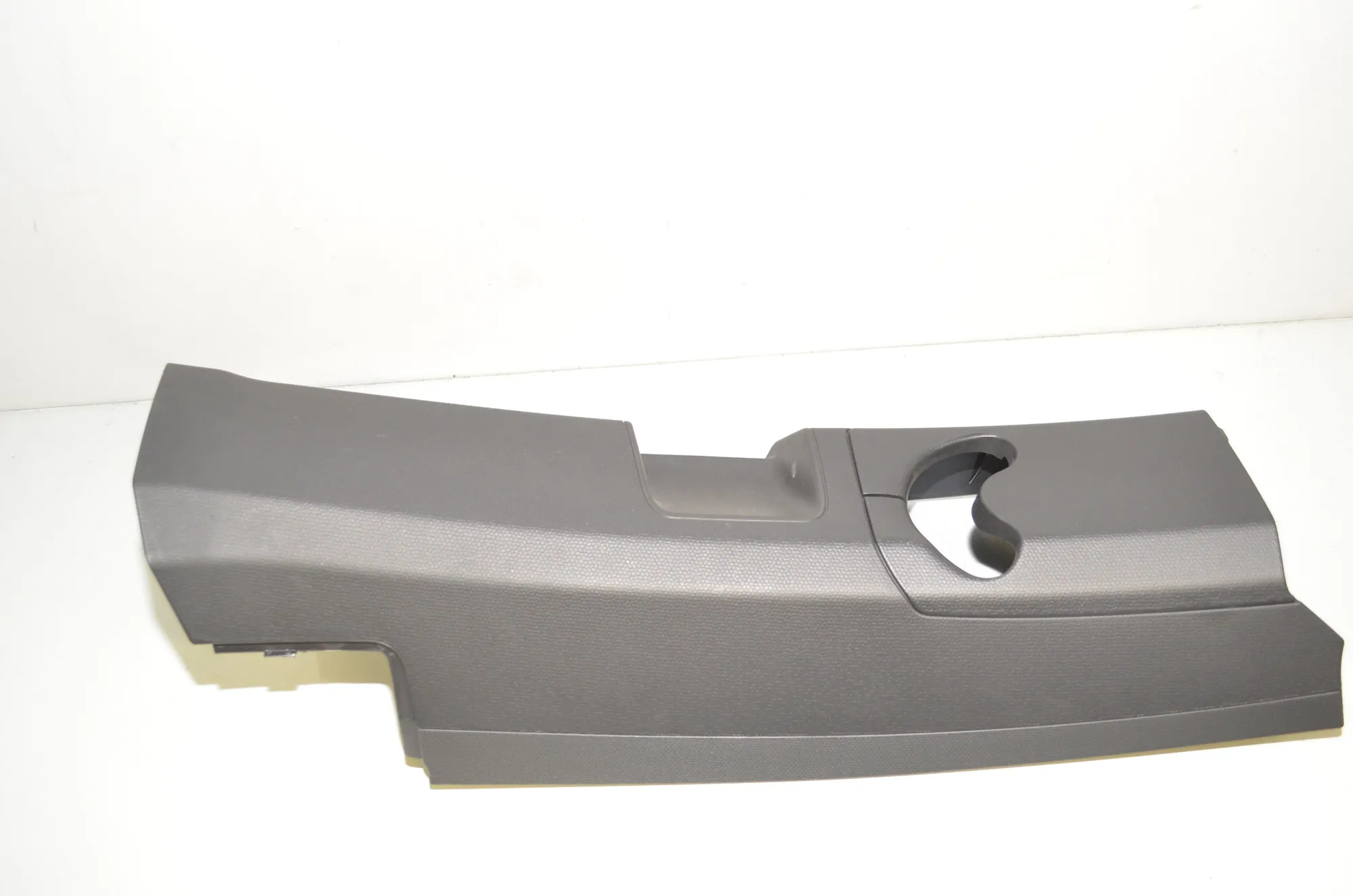Right Side B Pillar Trim – OEM 7287936 · BMW i3 (I01) Electric 2019