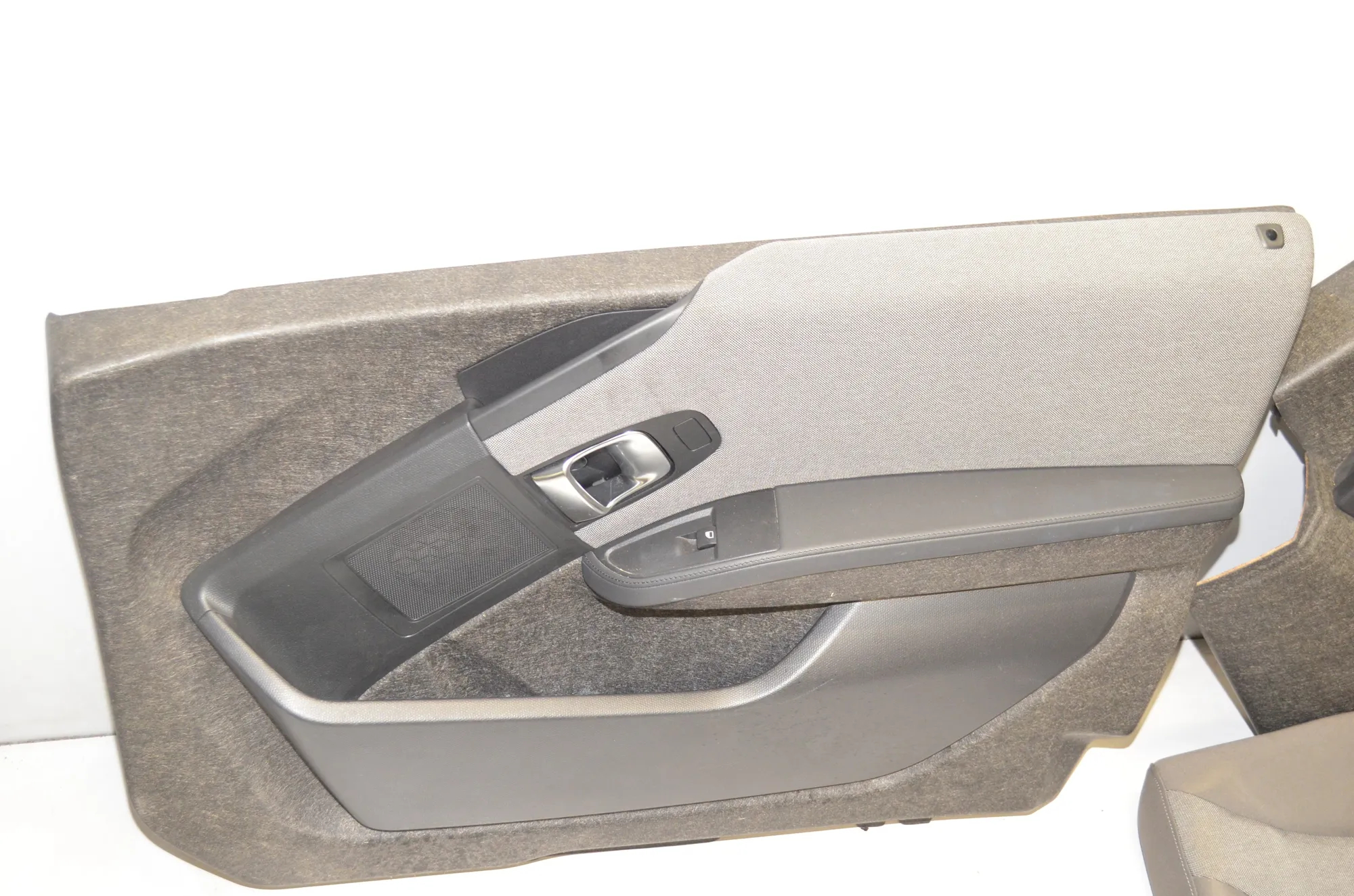 Seat set · BMW i3 (I01) Electric 2019 – 9