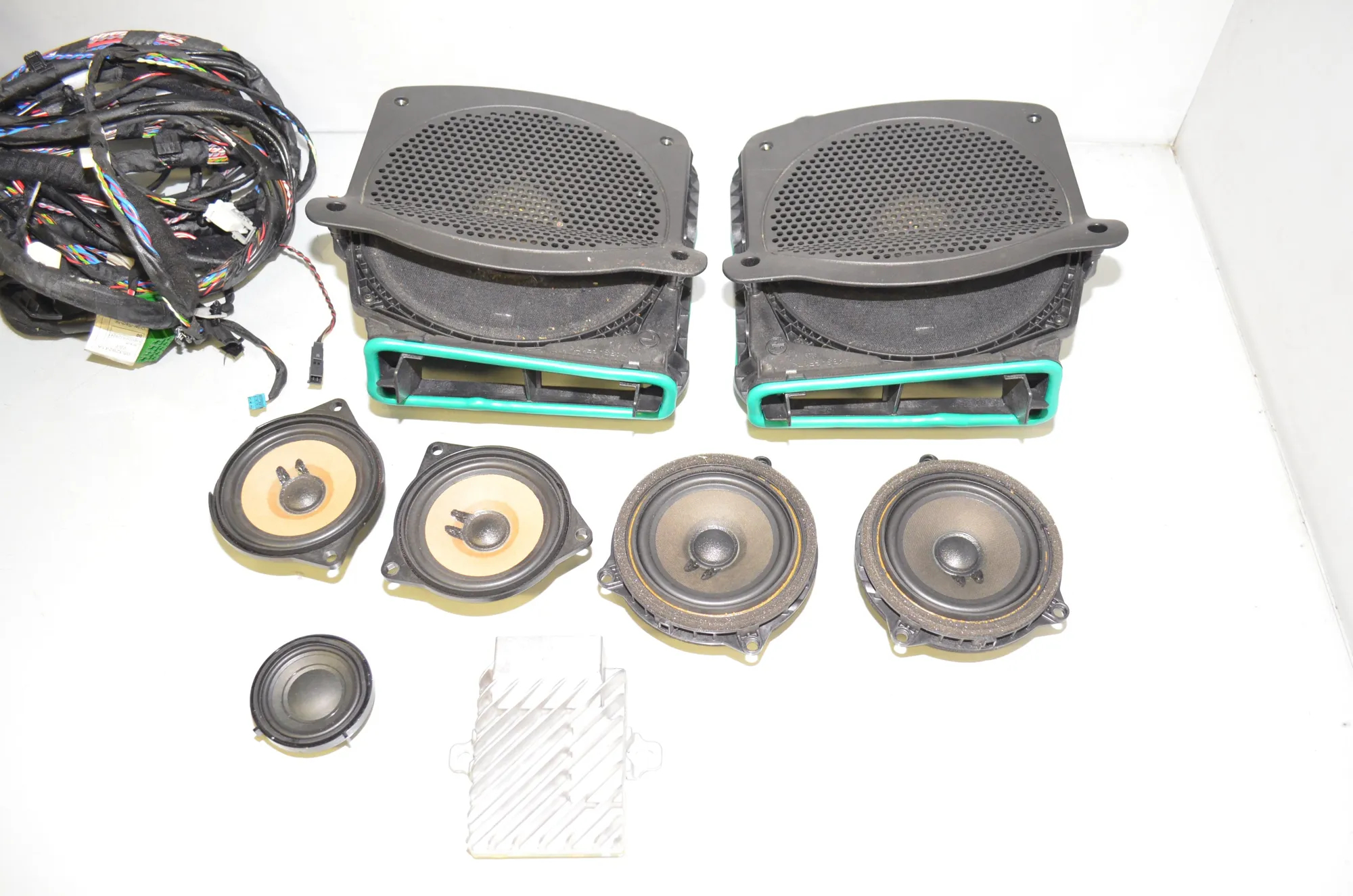Sound Audio System Set – OEM 9151127 · BMW 5 (G30) (2016 - -) M 550 d xDrive 2017 – 2