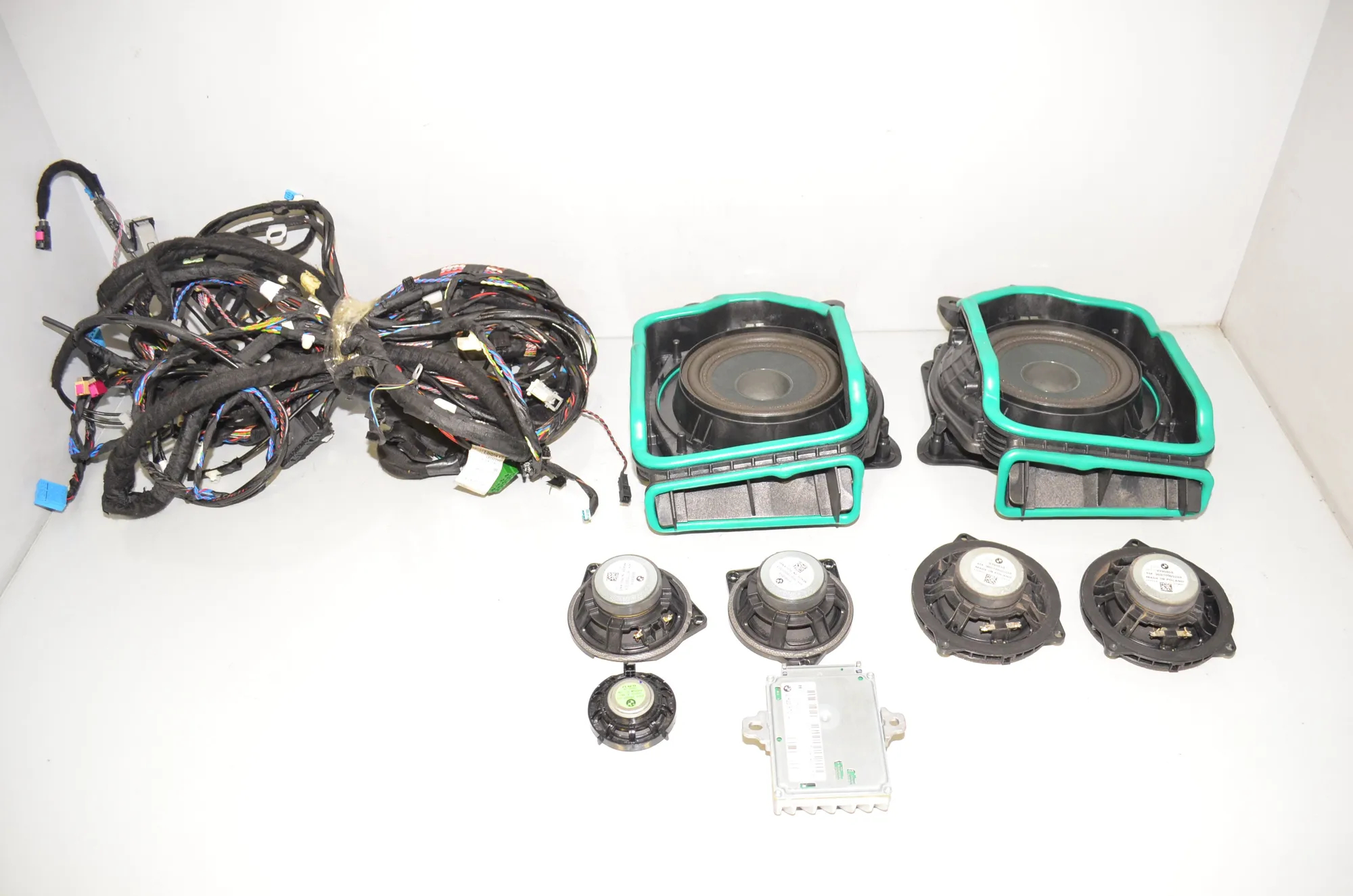 Sound Audio System Set – OEM 9151127 · BMW 5 (G30) (2016 - -) M 550 d xDrive 2017 – 3