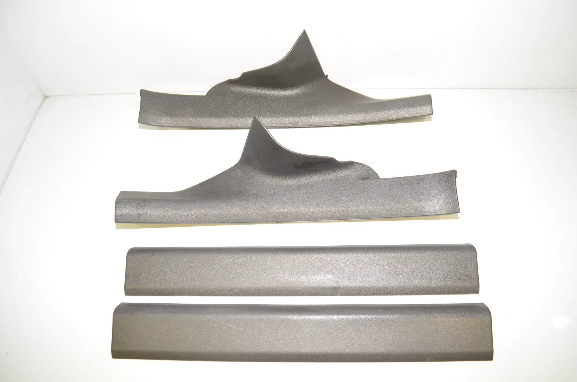 Front Right Interior Step Trim – OEM 7375729 · BMW 5 (G30) (2016 - -) M 550 d xDrive 2017