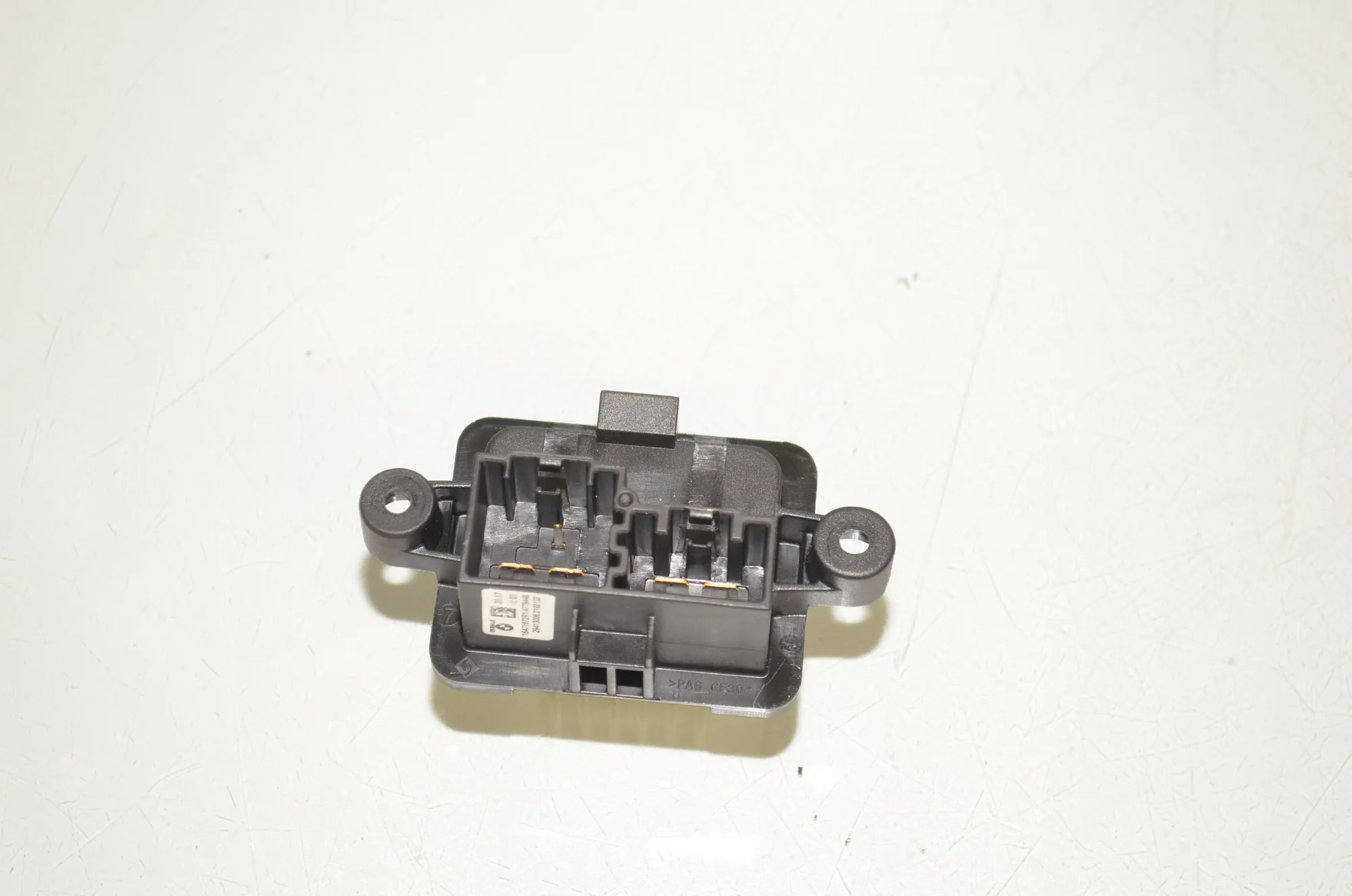 Interior Heater Resistor – OEM 6471672 · BMW 5 (G30) (2016 - -) M 550 d xDrive 2017 – 4