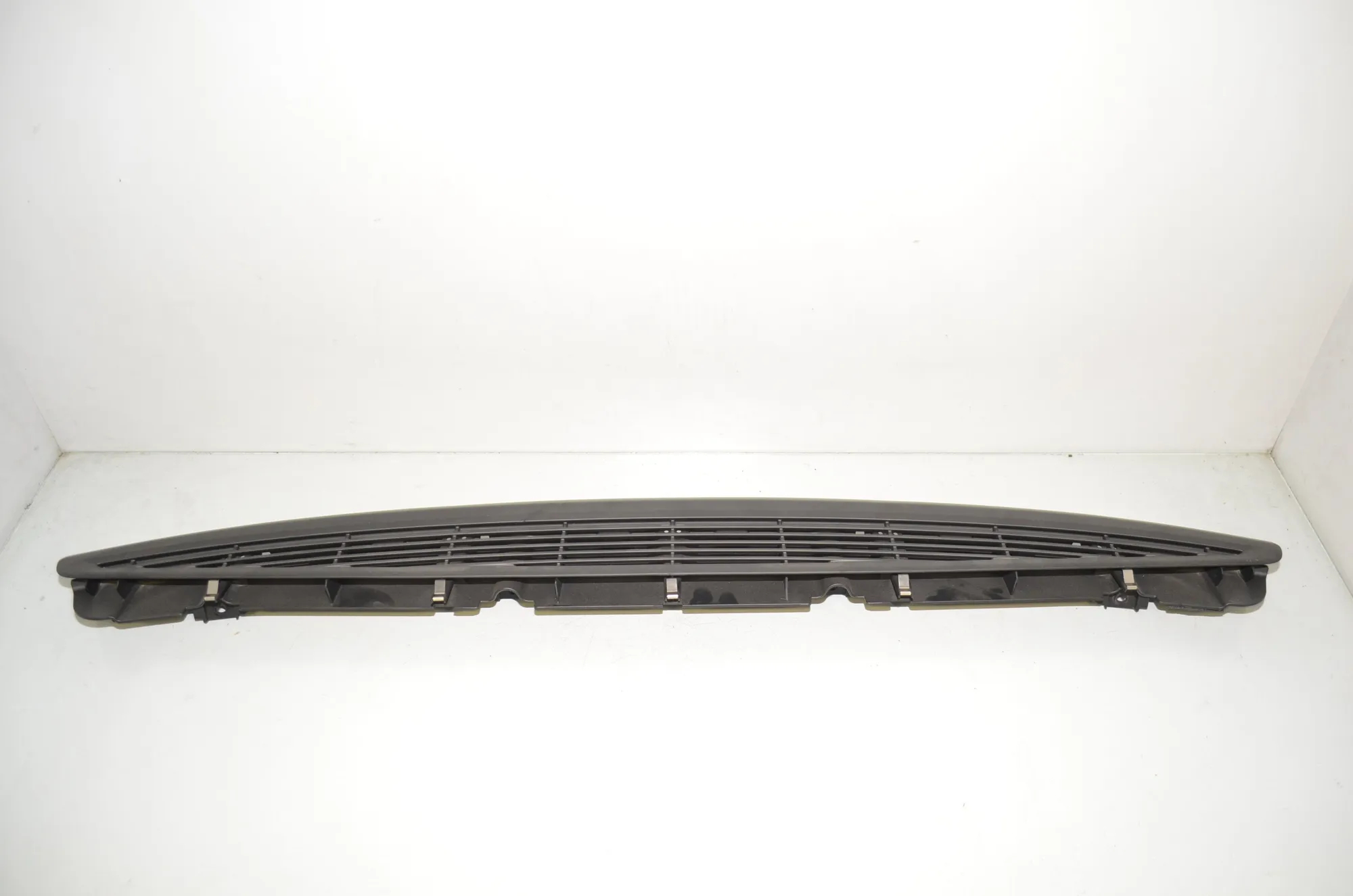 Cabin Air Intake Grille – OEM 7384524 · BMW 5 (G30) (2016 - -) M 550 d xDrive 2017 – 2