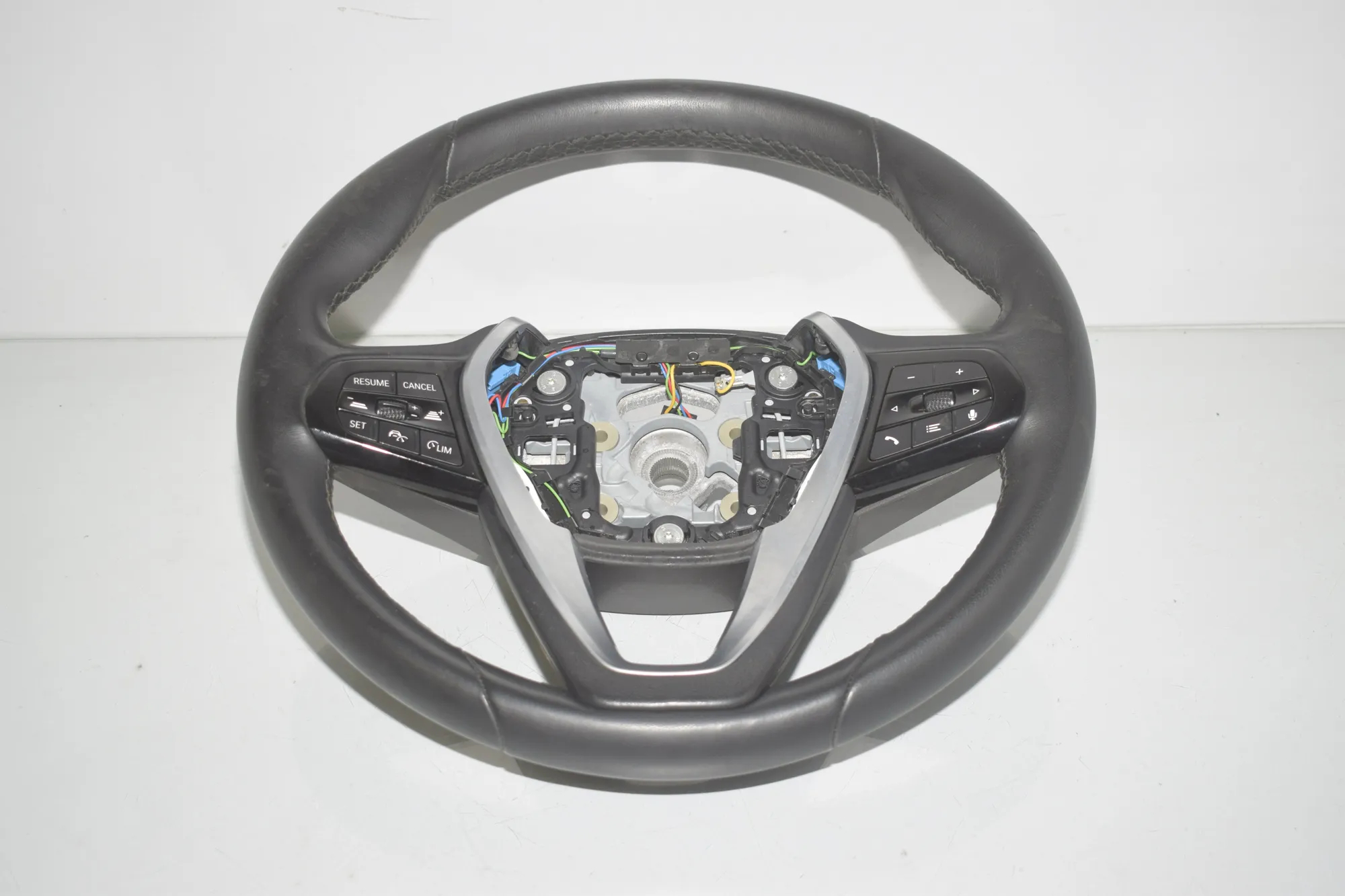 Steering Wheel – OEM 19026681 · BMW 5 Touring (G31) (2017 - -) 520 d 2021