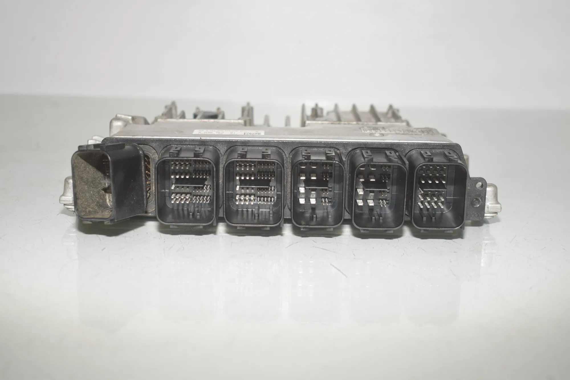 Engine Control Unit – OEM 5A307E2 · BMW 5 Touring (G31) (2017 - -) 520 d 2021 – 4
