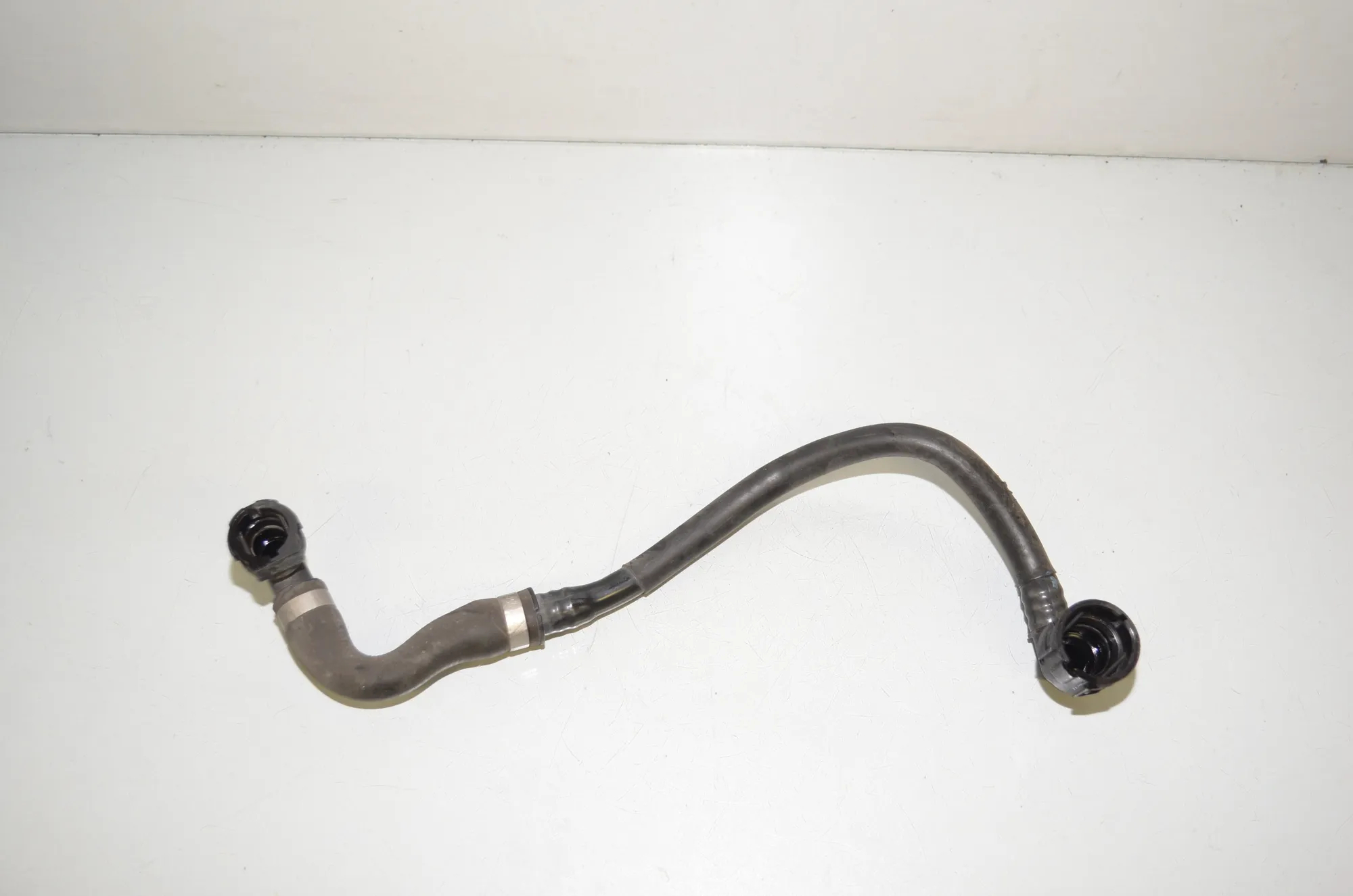 Coolant Hose Pipe – OEM 8580213 · BMW 5 (G30) (2016 - -) M 550 d xDrive 2017 – 4