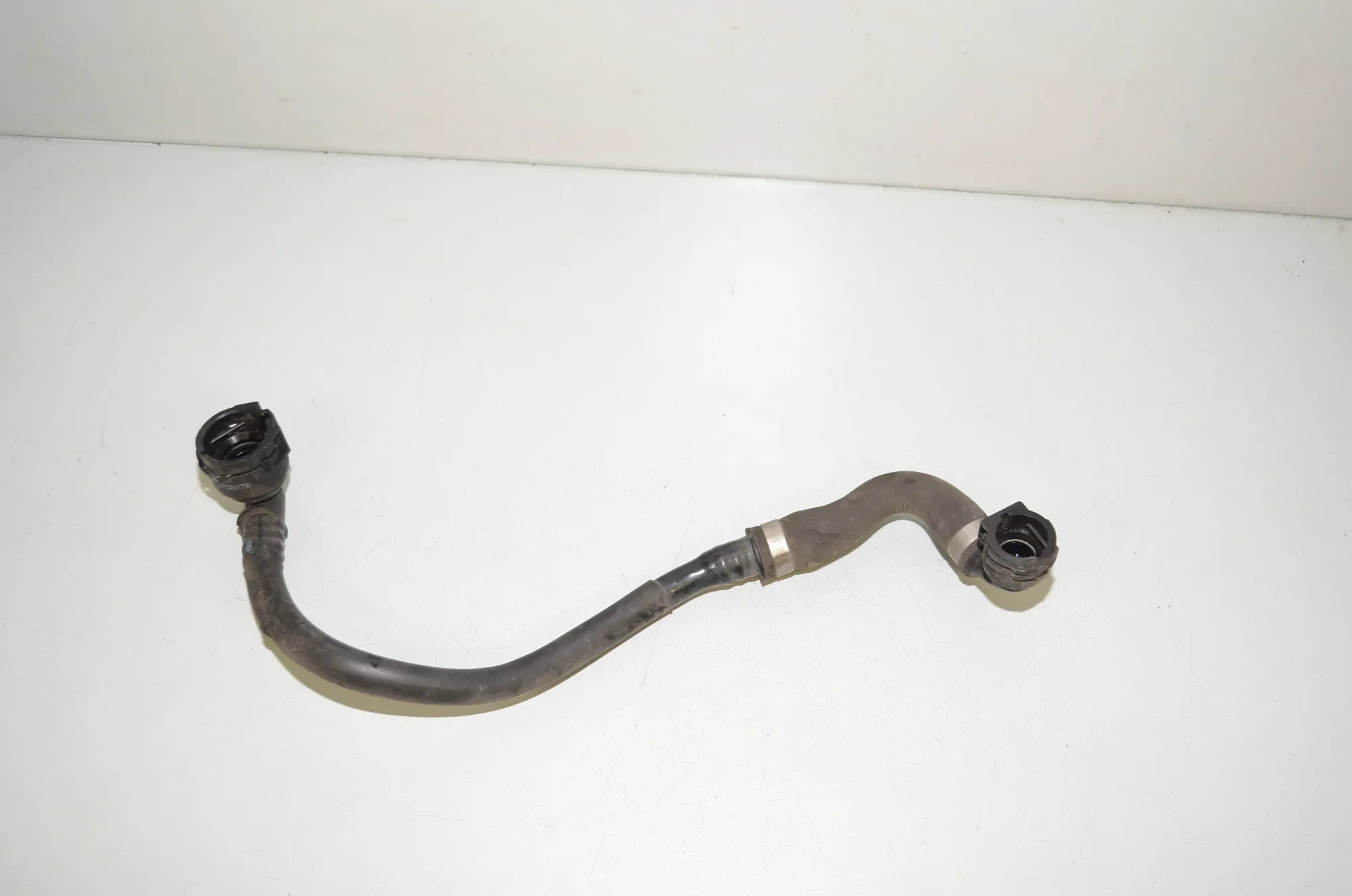 Coolant Hose Pipe – OEM 8580213 · BMW 5 (G30) (2016 - -) M 550 d xDrive 2017 – 3