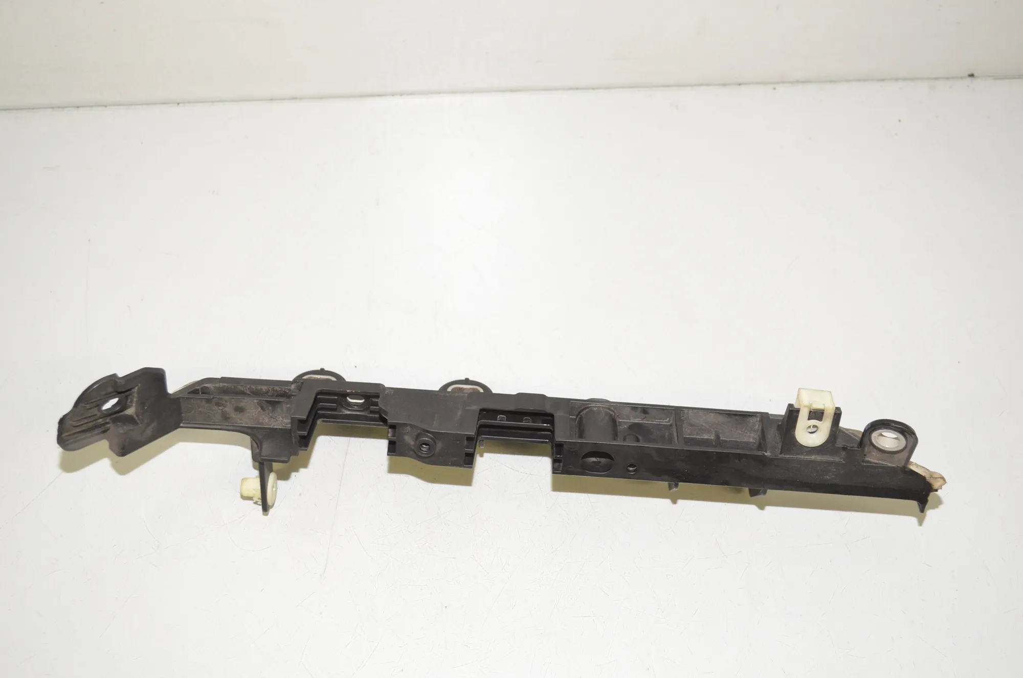 Other Body Parts – OEM 9334787 · BMW 5 (G30) (2016 - -) M 550 d xDrive 2017 – 2