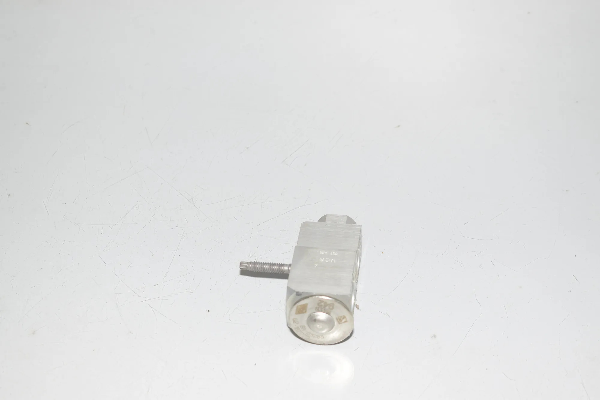 A/C Conditioner Expansion Valve – OEM 9496915 · BMW 5 Touring (G31) (2017 - -) 520 d 2021 – 3