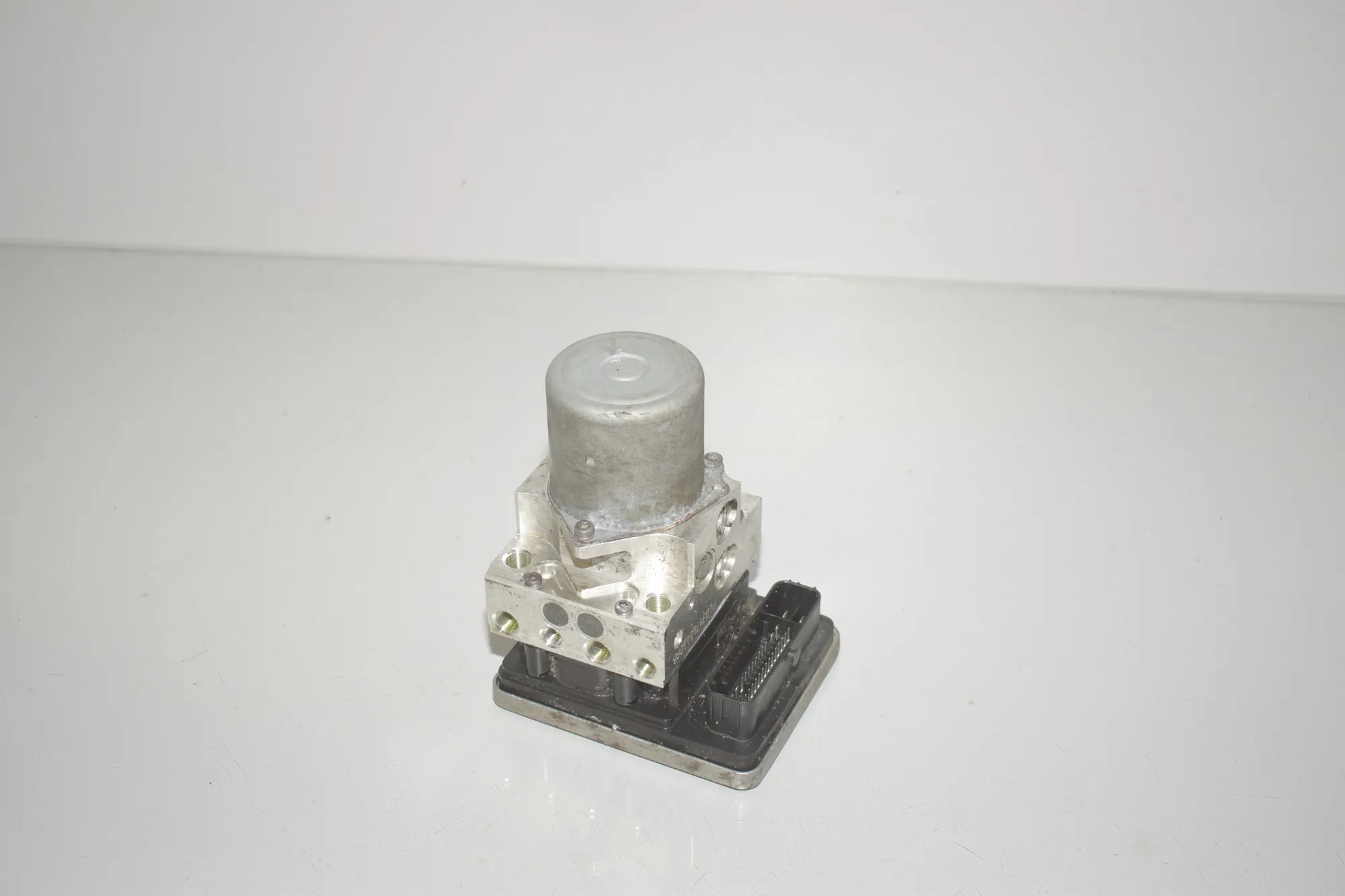 ABS Pump – OEM 5A3B4C9 · BMW 5 Touring (G31) (2017 - -) 520 d 2021 – 2