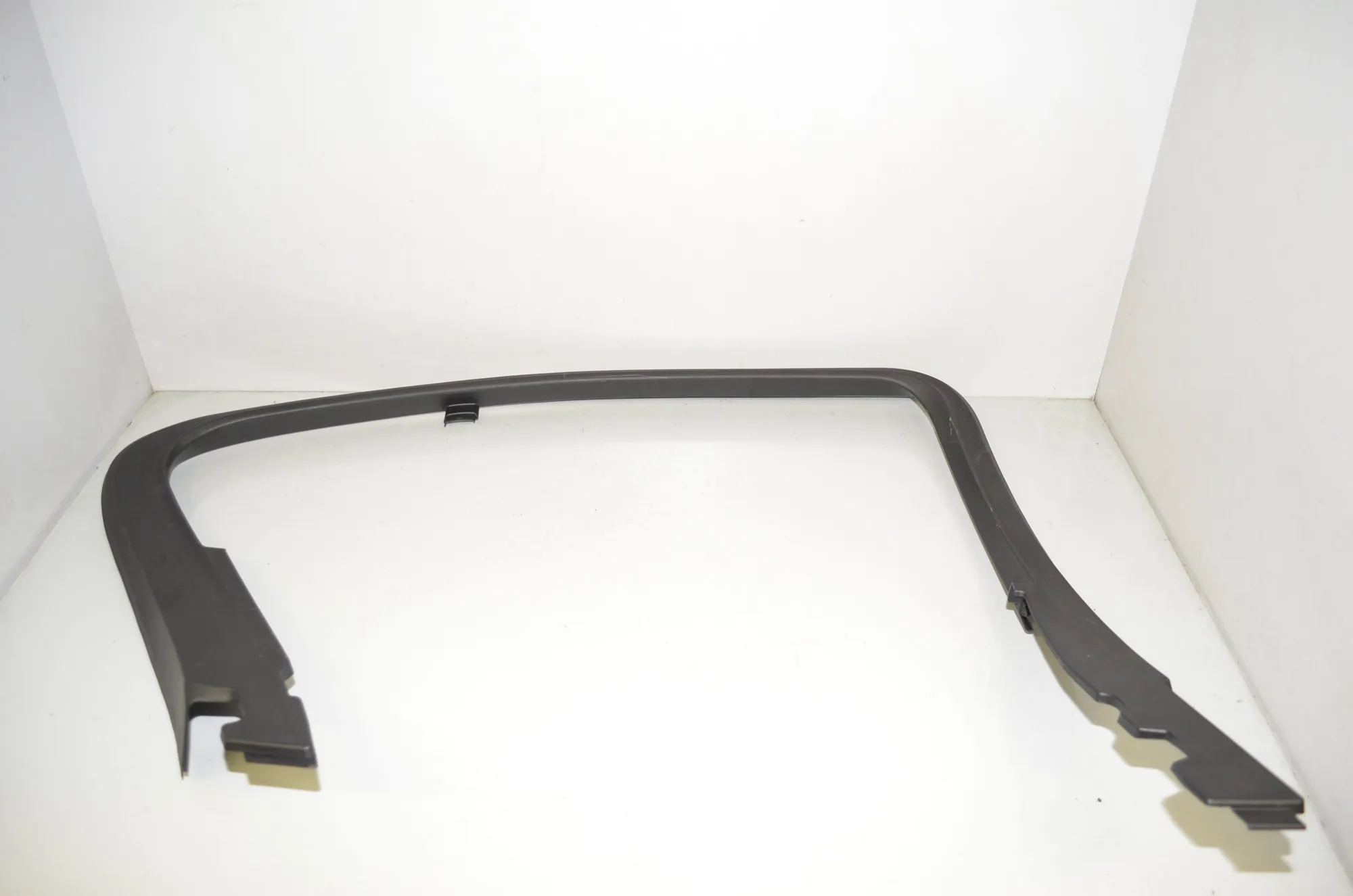 Rear Left Door Panel Trim – OEM 7384927 · BMW 5 (G30) (2016 - -) M 550 d xDrive 2017