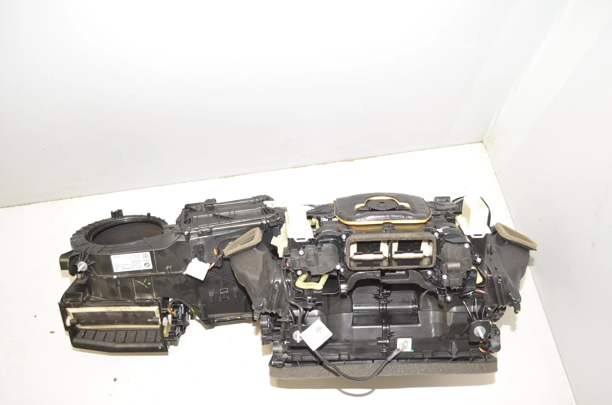 Interior Heater – OEM 6997031 · BMW 5 (G30) (2016 - -) M 550 d xDrive 2017 – 4