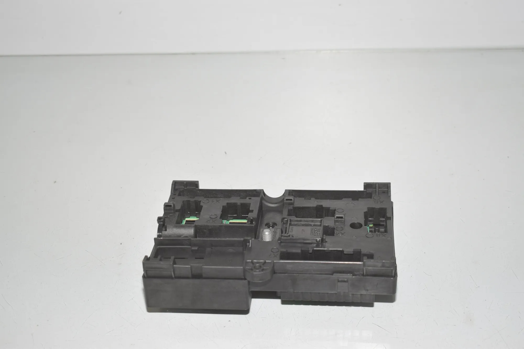 Fuse Box – OEM 8713128 · BMW 5 Touring (G31) (2017 - -) 520 d 2021 – 3