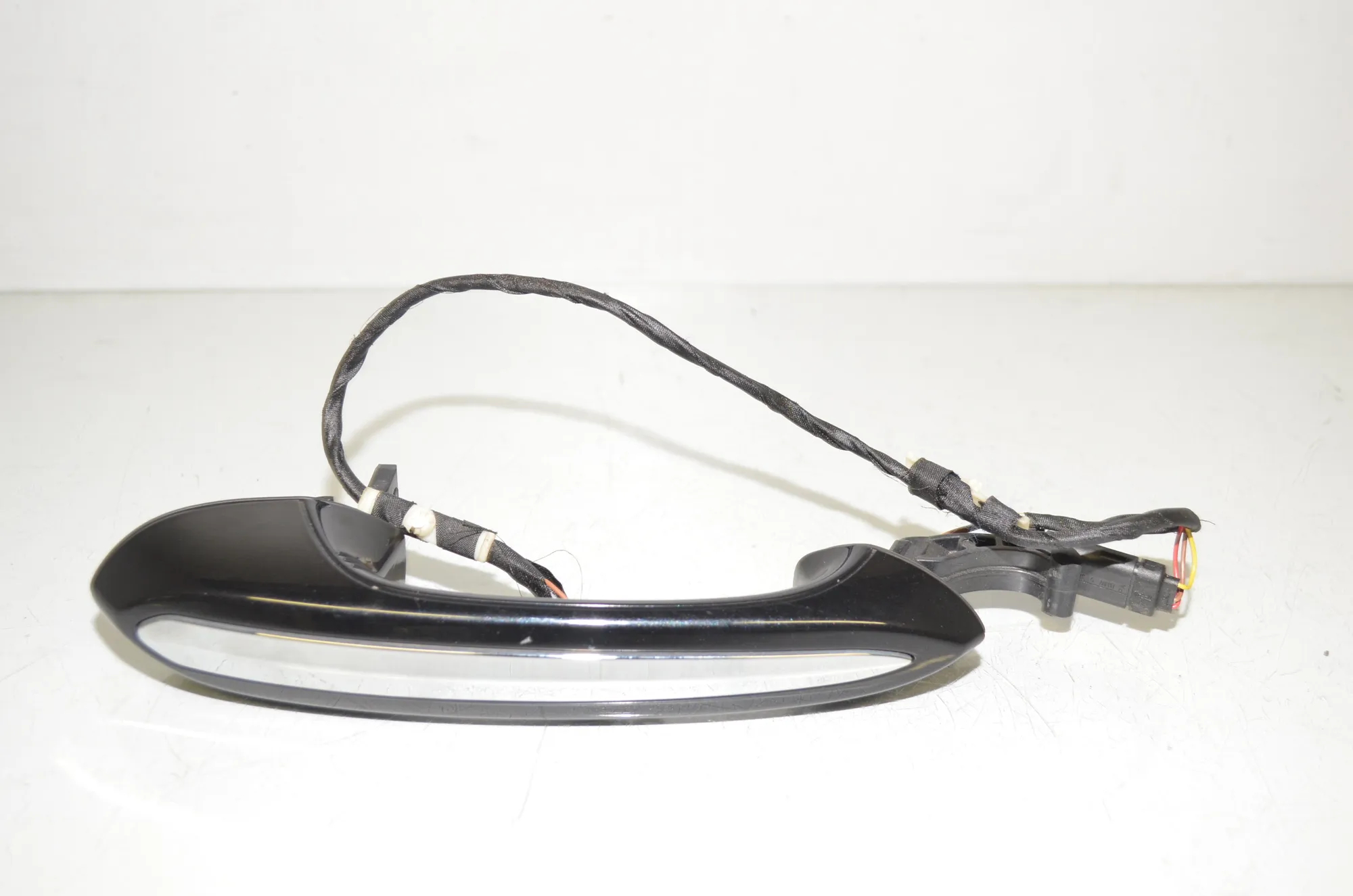 Rear Right Door Exterior Handle – OEM 7443060 · BMW 5 (G30) (2016 - -) M 550 d xDrive 2017