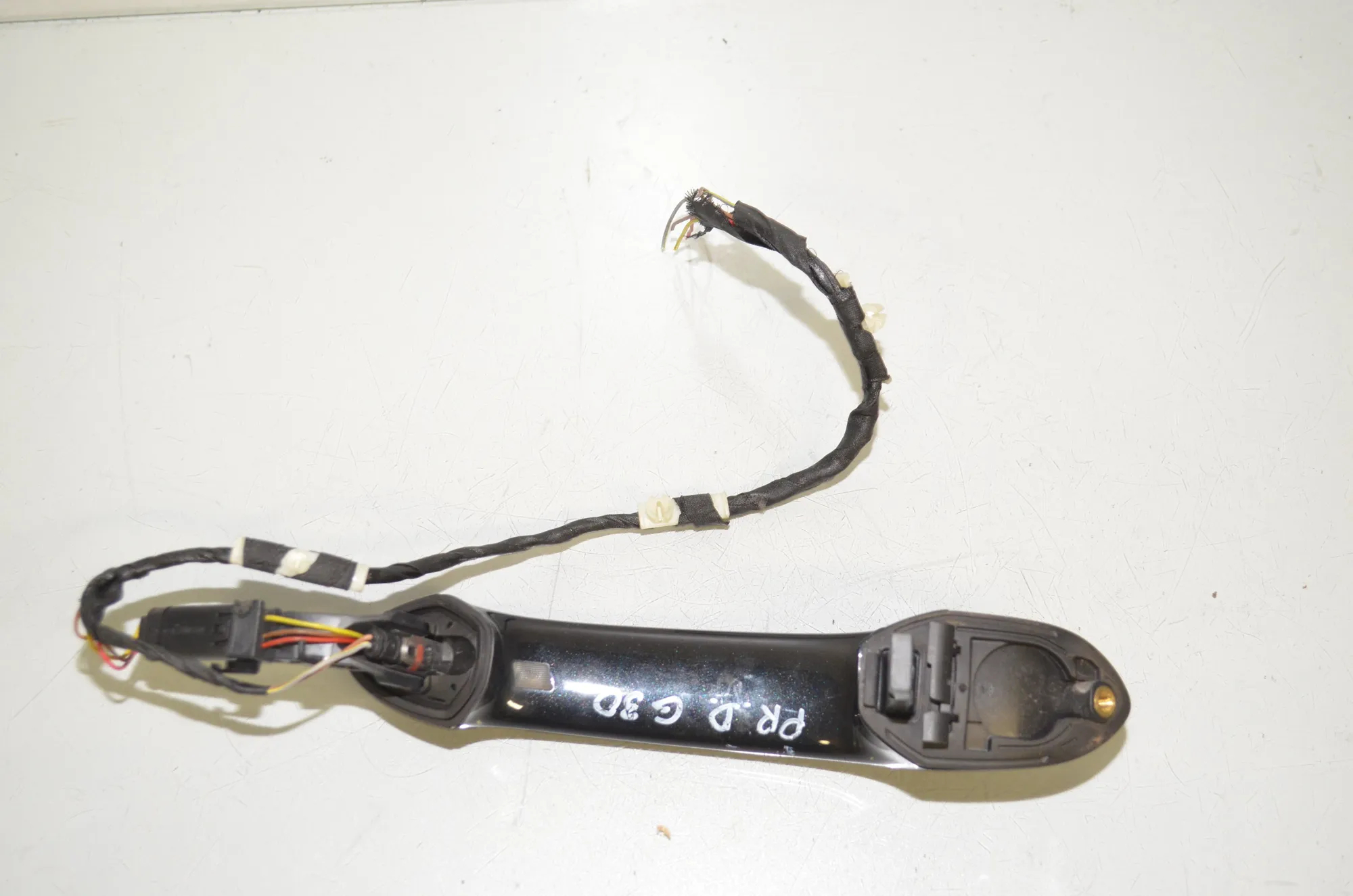 Front Right Door Exterior Handle – OEM 7443060 · BMW 5 (G30) (2016 - -) M 550 d xDrive 2017 – 4