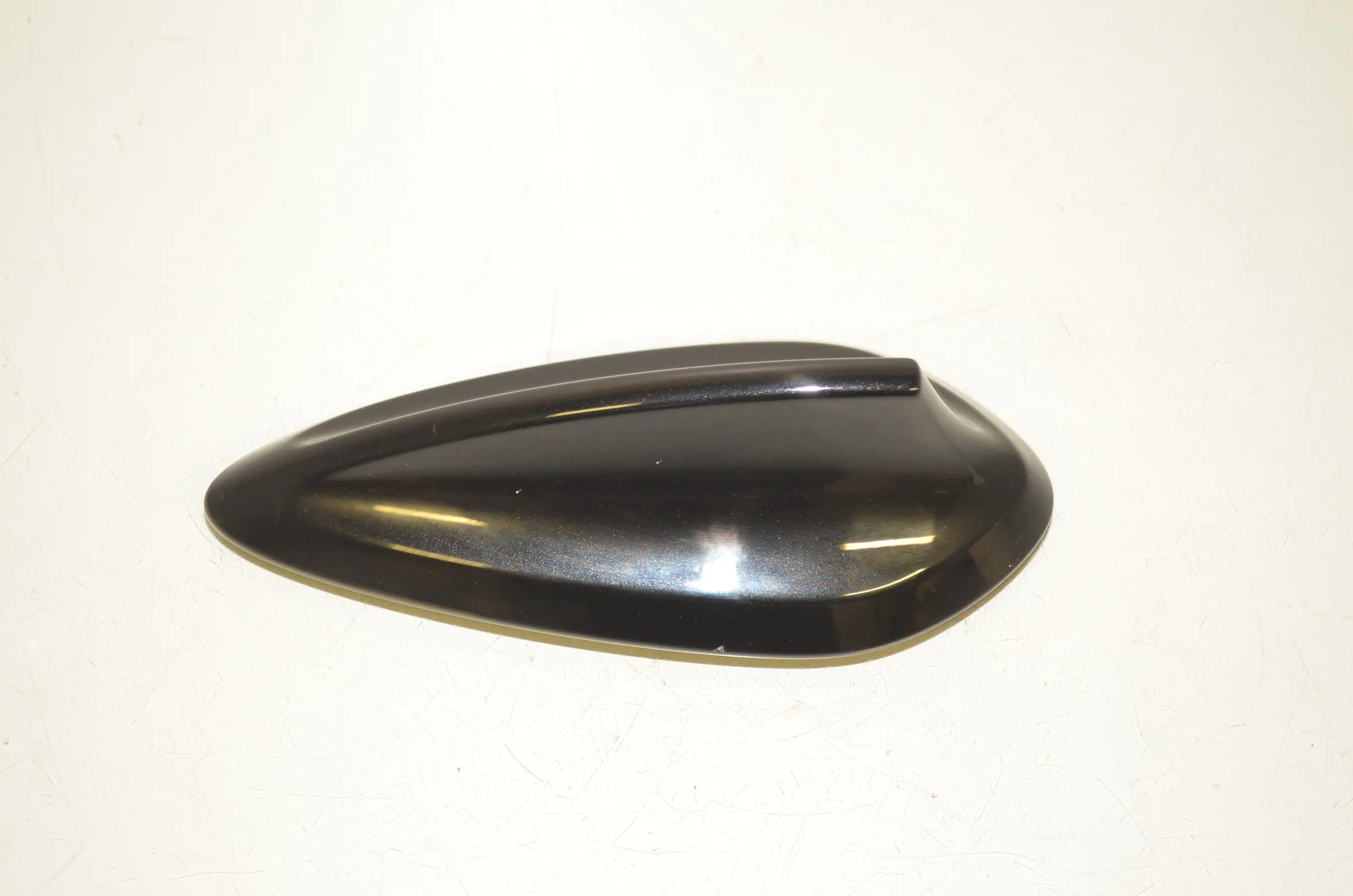 Antenna Trim – OEM 9364615 · BMW 5 (G30) (2016 - -) M 550 d xDrive 2017