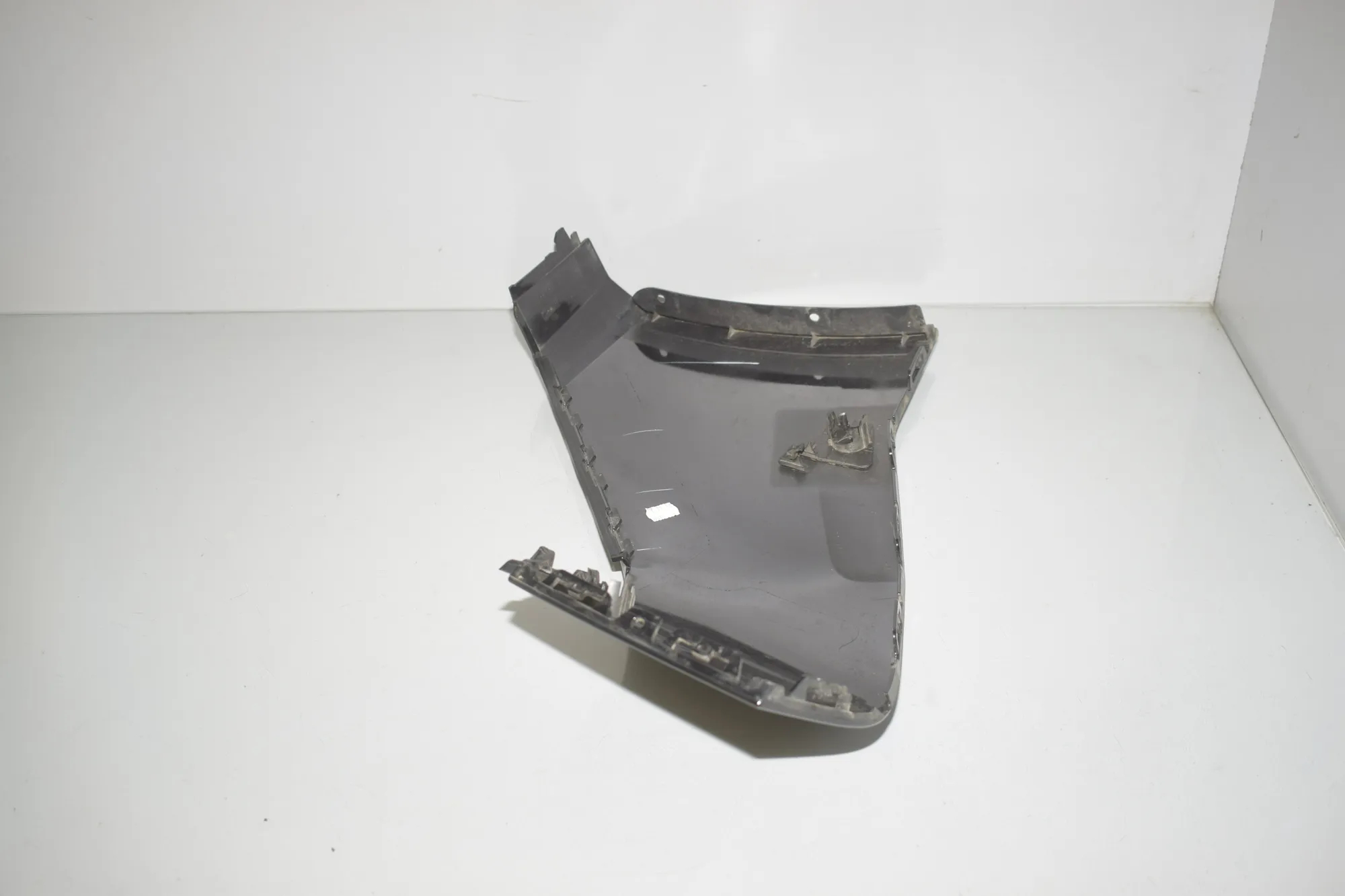 Other Rear Bumper Parts – OEM 9491668 · BMW iX (I20) BMW iX (I20) M60 2024 – 5