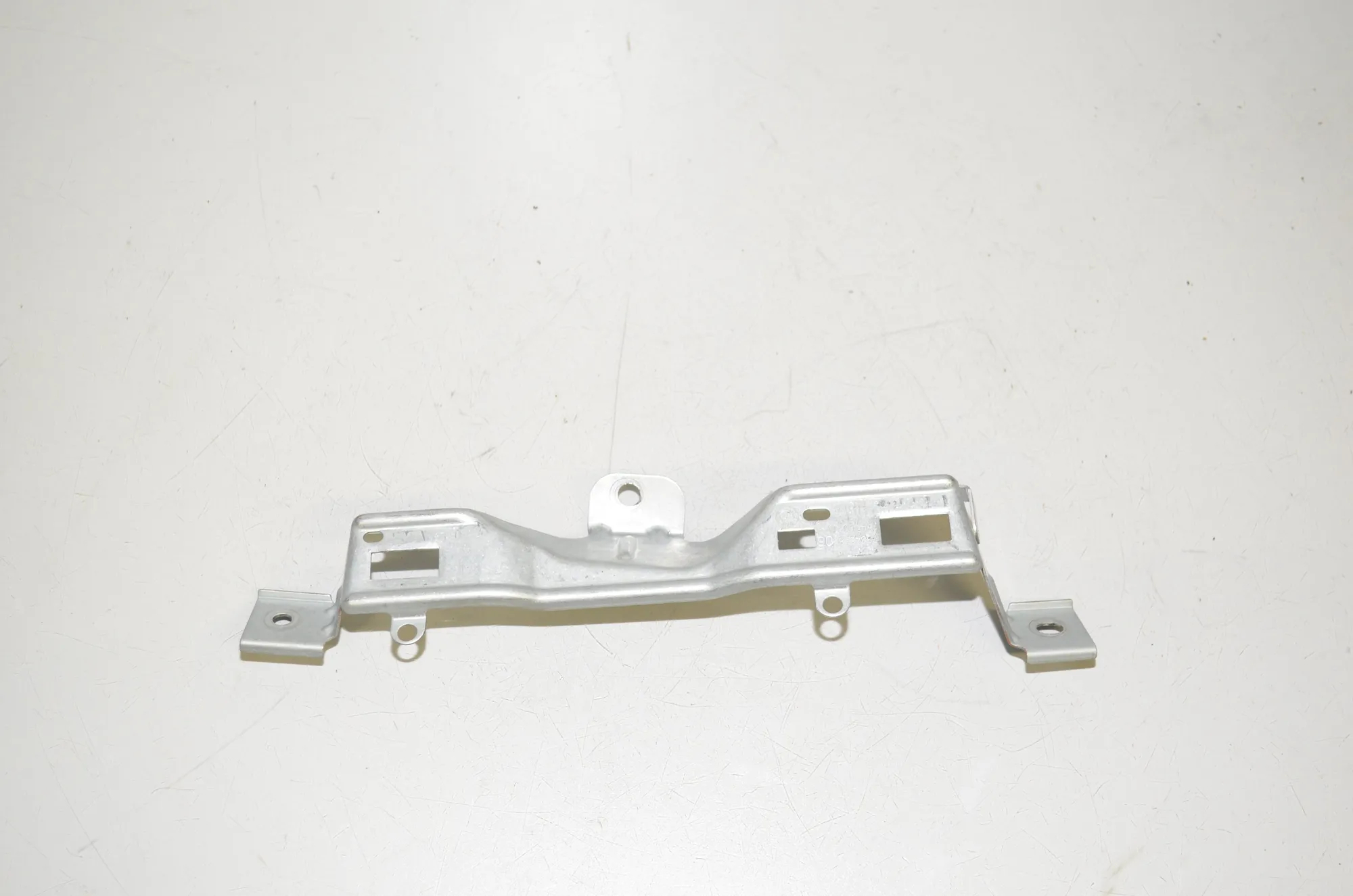 Bracket – OEM 7384558 · BMW 5 (G30) (2016 - -) M 550 d xDrive 2017