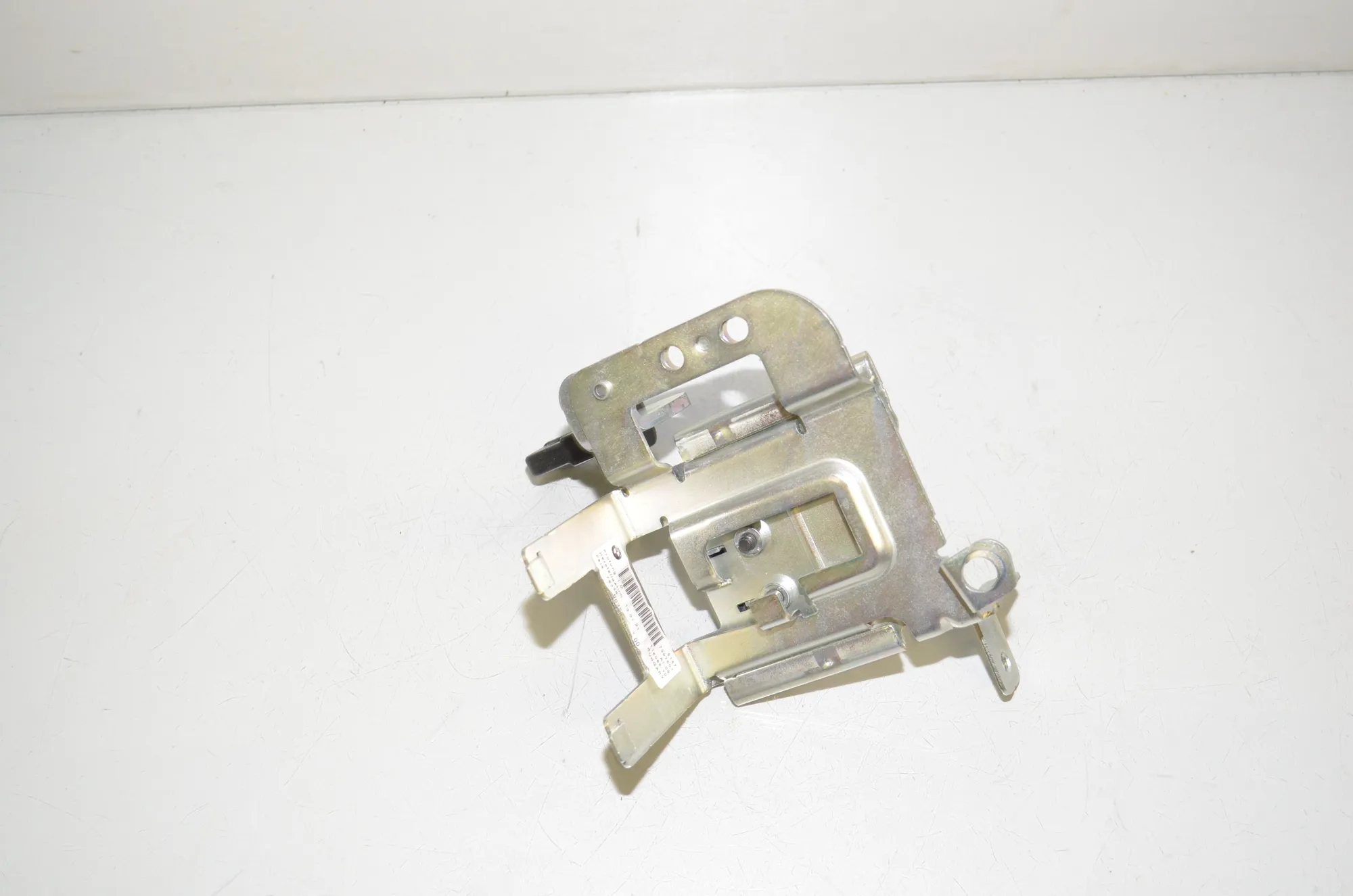 Bracket – OEM 7387501 · BMW 5 Touring (G31) (2017 - -) 520 d 2021 – 4