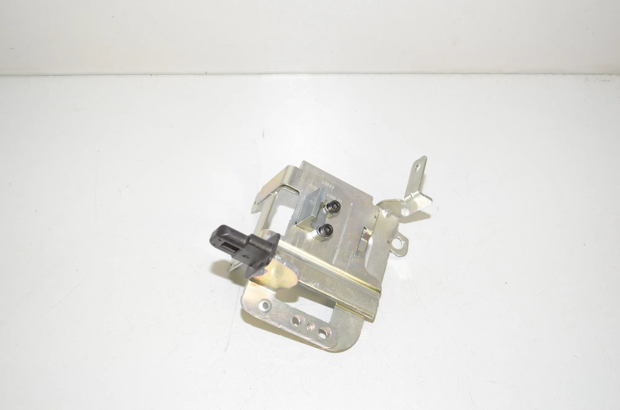 Bracket – OEM 7387501 · BMW 5 Touring (G31) (2017 - -) 520 d 2021 – 3