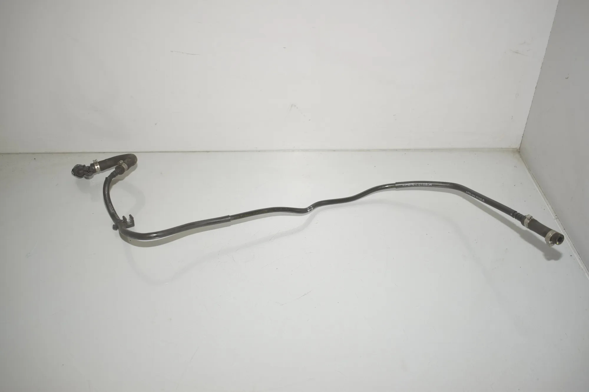 Coolant Hose Pipe – OEM 8575754 · BMW 5 (G30) (2016 - -) M 550 d xDrive 2017 – 2