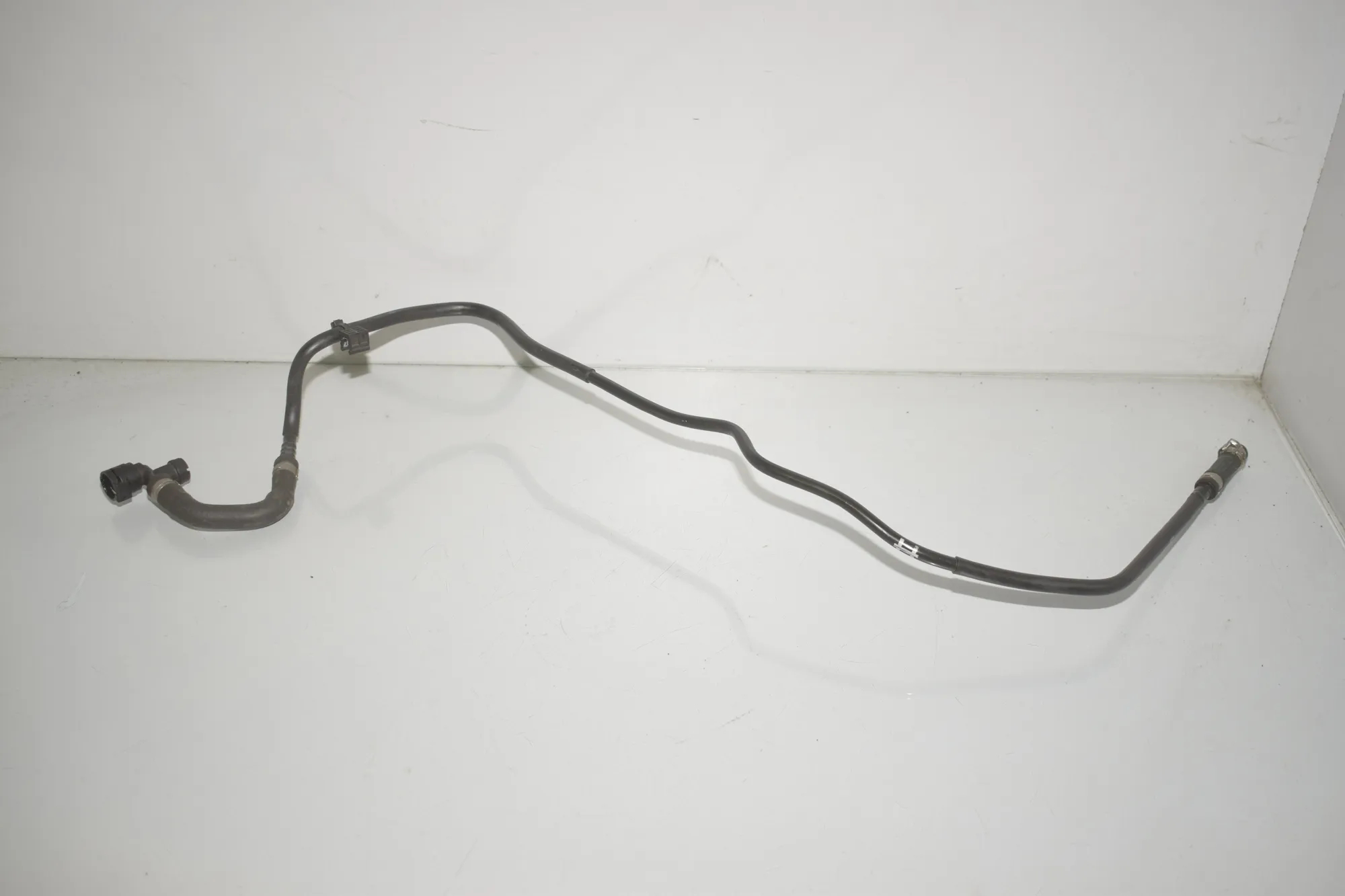 Coolant Hose Pipe – OEM 8575754 · BMW 5 (G30) (2016 - -) M 550 d xDrive 2017