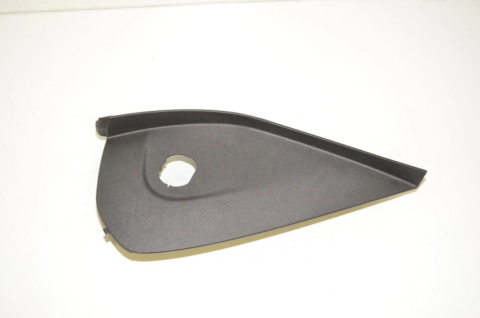 Dashboard Side Trim – OEM 9329555 · BMW 5 Touring (G31) (2017 - -) 520 d 2021