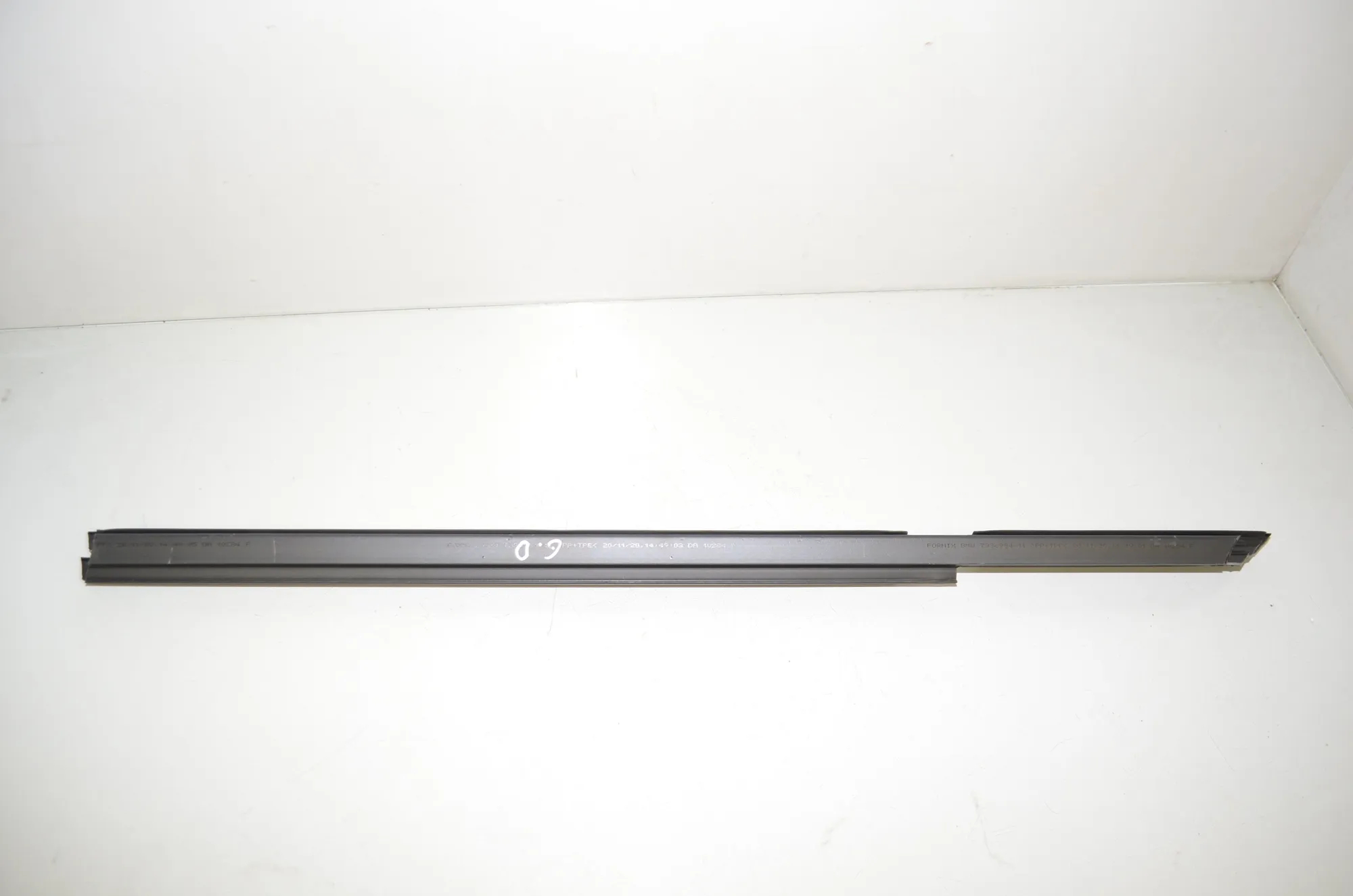 Rear Right Door Window Strip – OEM 7336984 · BMW 5 Touring (G31) (2017 - -) 520 d 2021 – 4