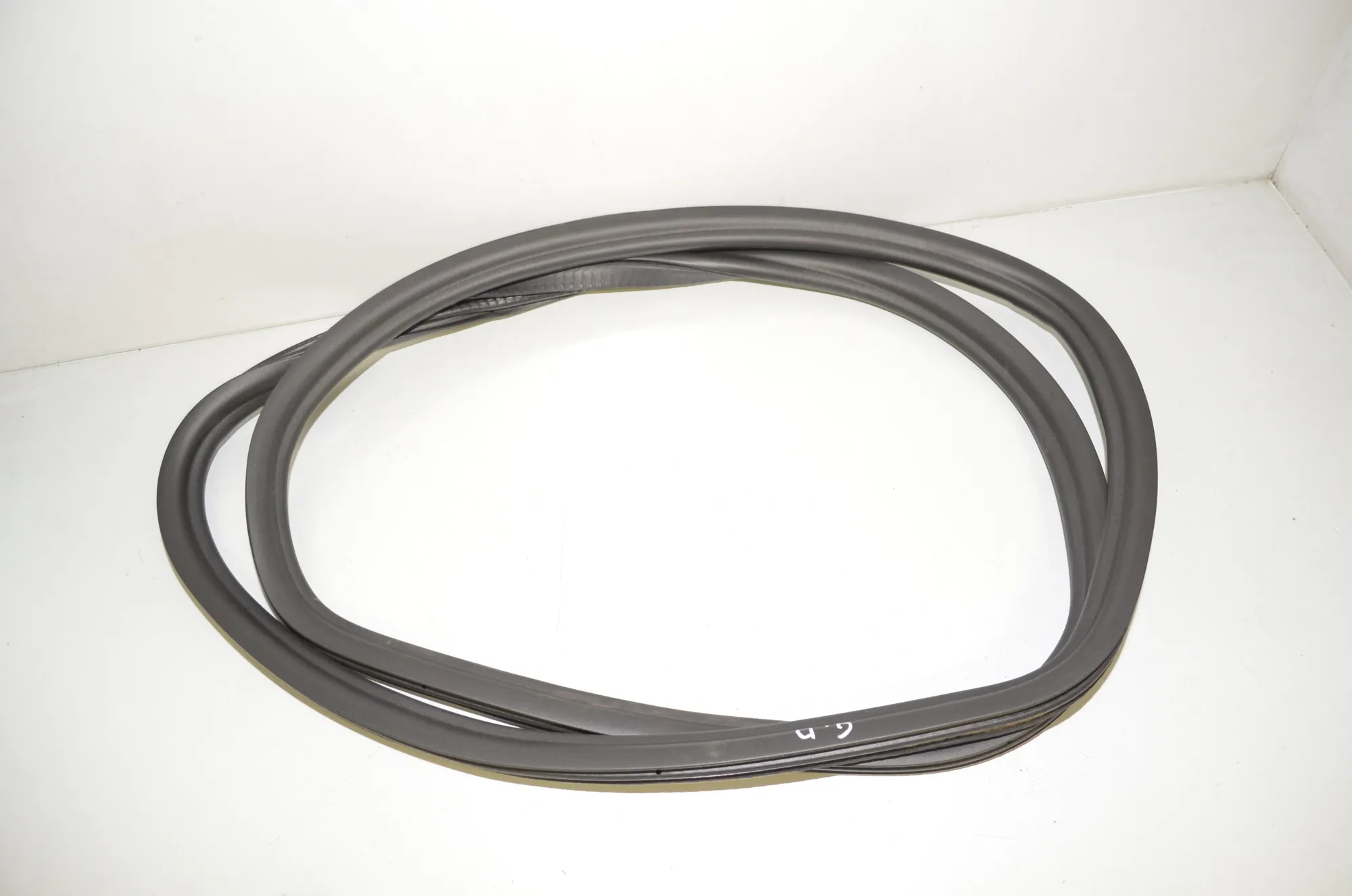 Rear Right Door Seal Rubber – OEM 7468733 · BMW 5 Touring (G31) (2017 - -) 520 d 2021 – 2
