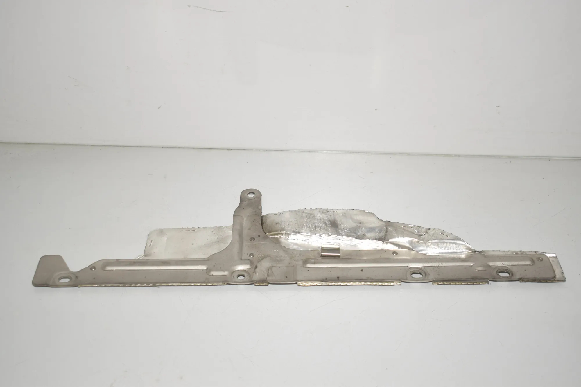 Heat Protection – OEM 8575409 · BMW 5 (G30) (2016 - -) M 550 d xDrive 2017