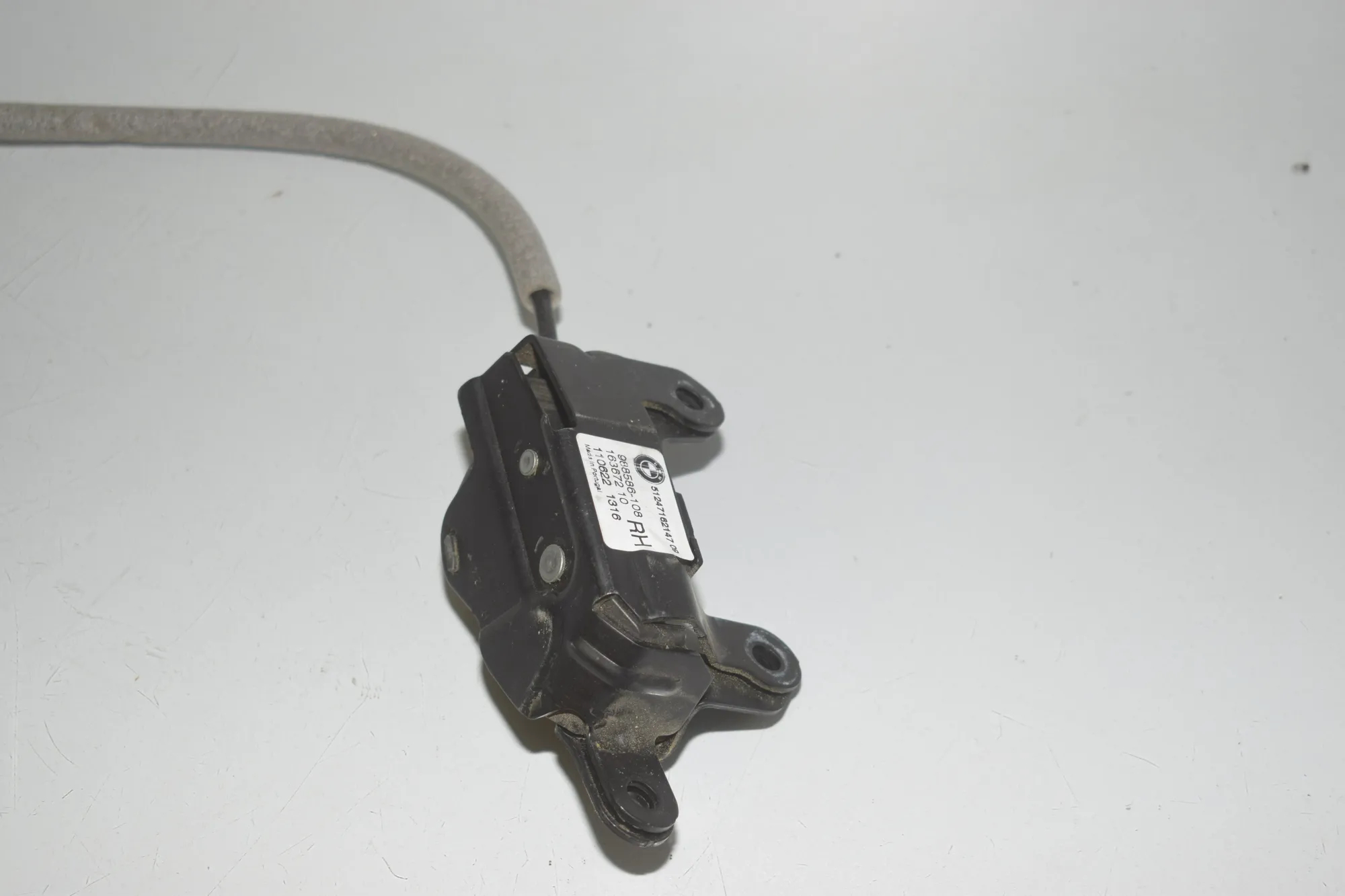 Tailgate Handle – OEM 7162149 · BMW X5 (E70) xDrive 30 d 2011 – 7