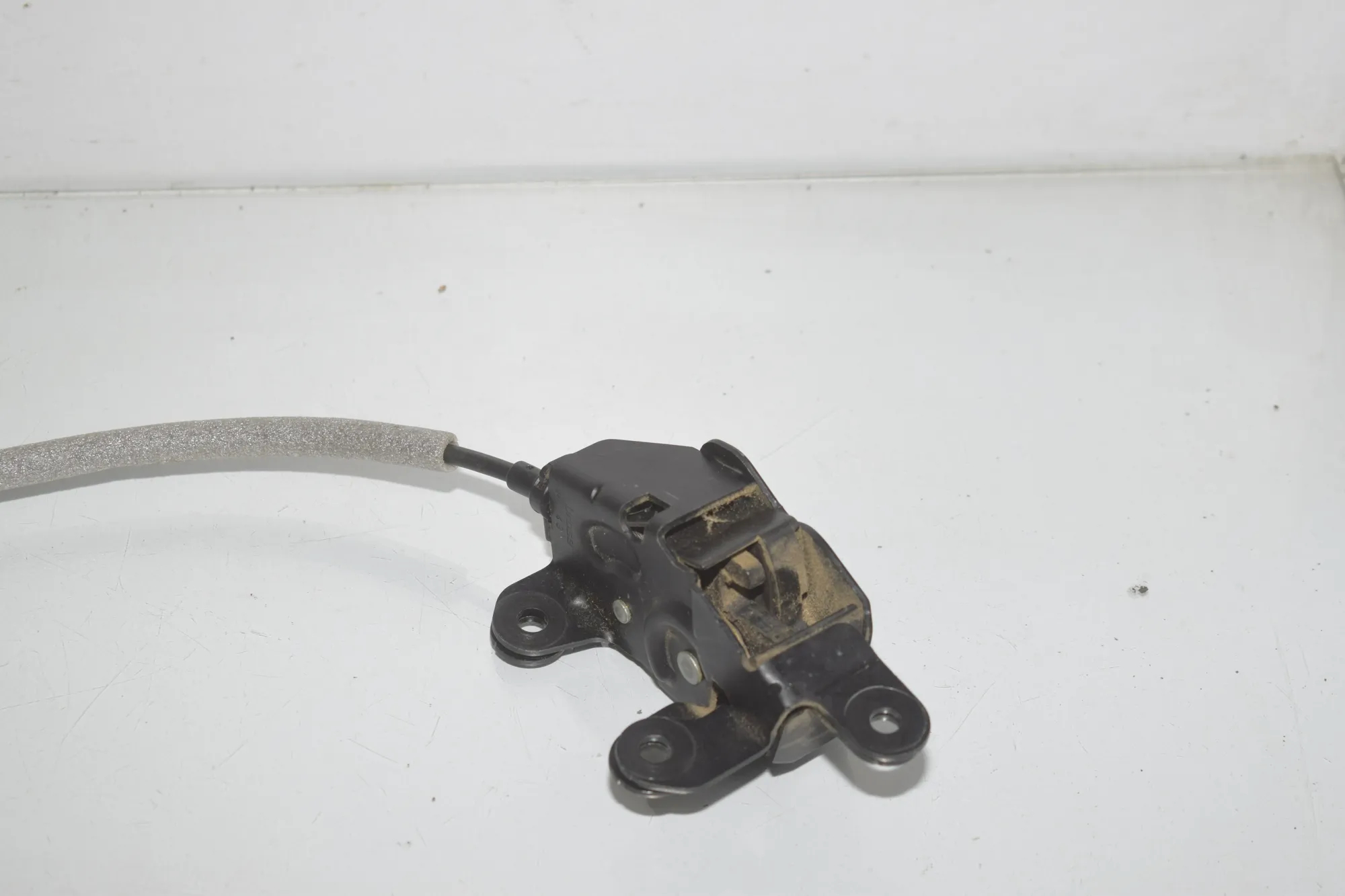 Tailgate Handle – OEM 7162149 · BMW X5 (E70) xDrive 30 d 2011 – 6