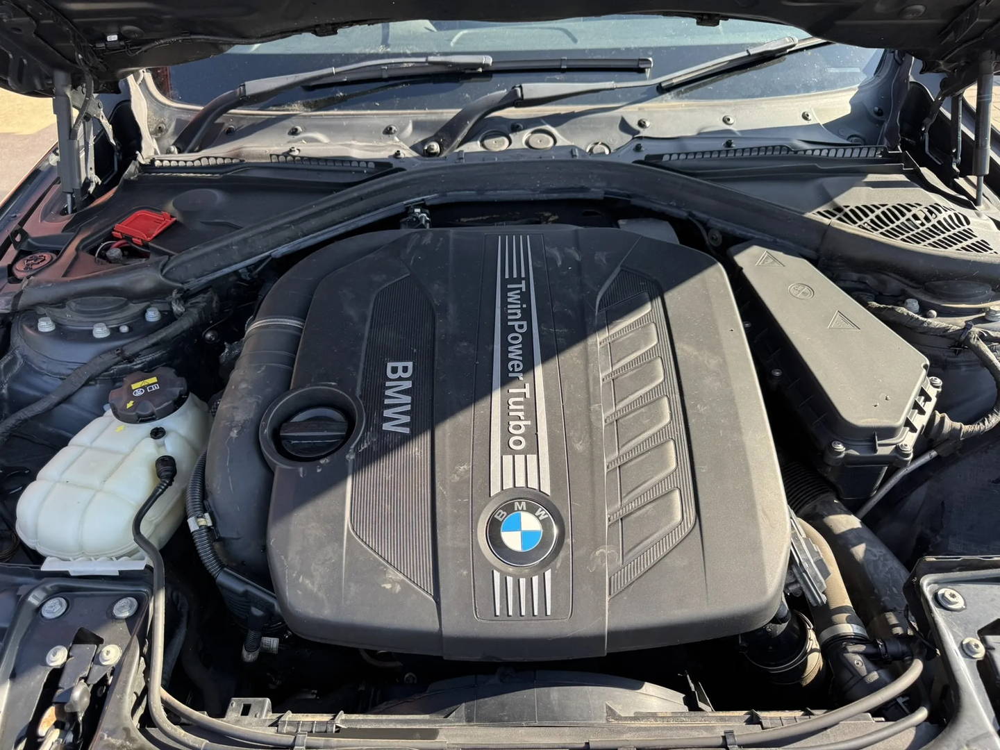 Front Windshield Wiper Mechanism – OEM 7267504 · BMW 3 (F30, F80) 330 d xDrive 2015 – 7