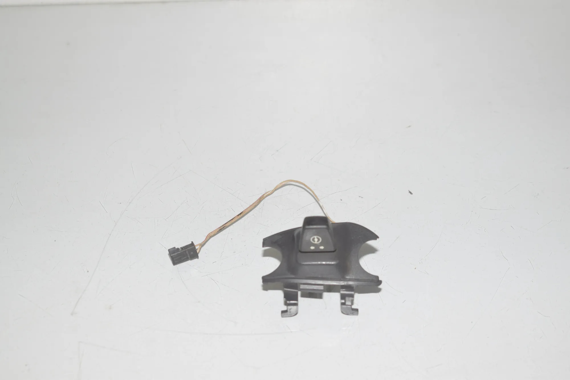Steering Wheel Adjustment Switch – OEM 6966710 · BMW X5 (E70) xDrive 30 d 2011