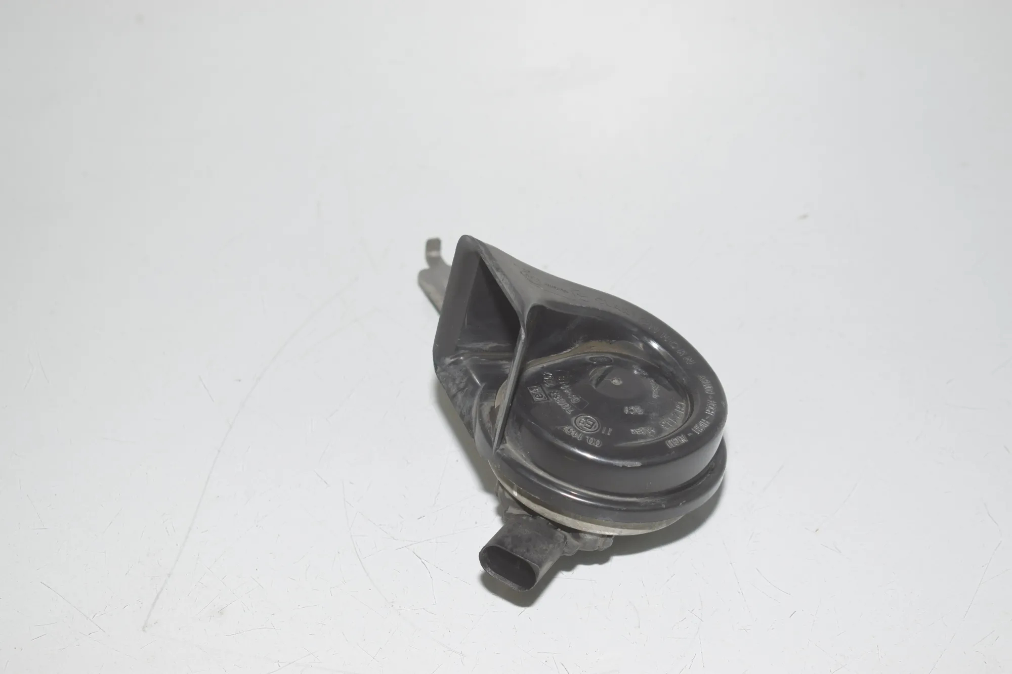 Horn Signal – OEM 7288095 · BMW X5 (E70) xDrive 30 d 2011 – 2
