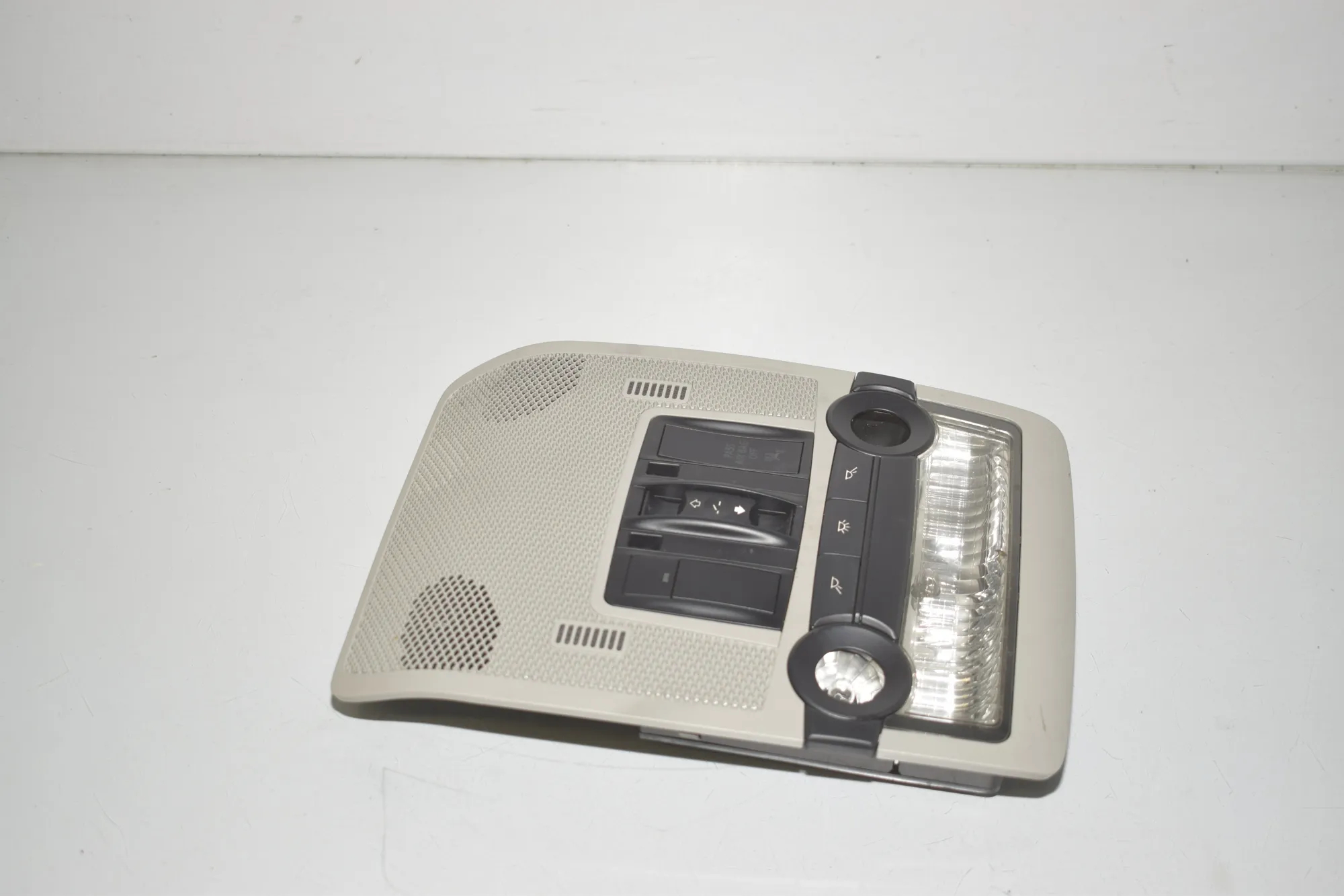 Interior Lighting – OEM 9225920 · BMW X5 (E70) xDrive 30 d 2011 – 2