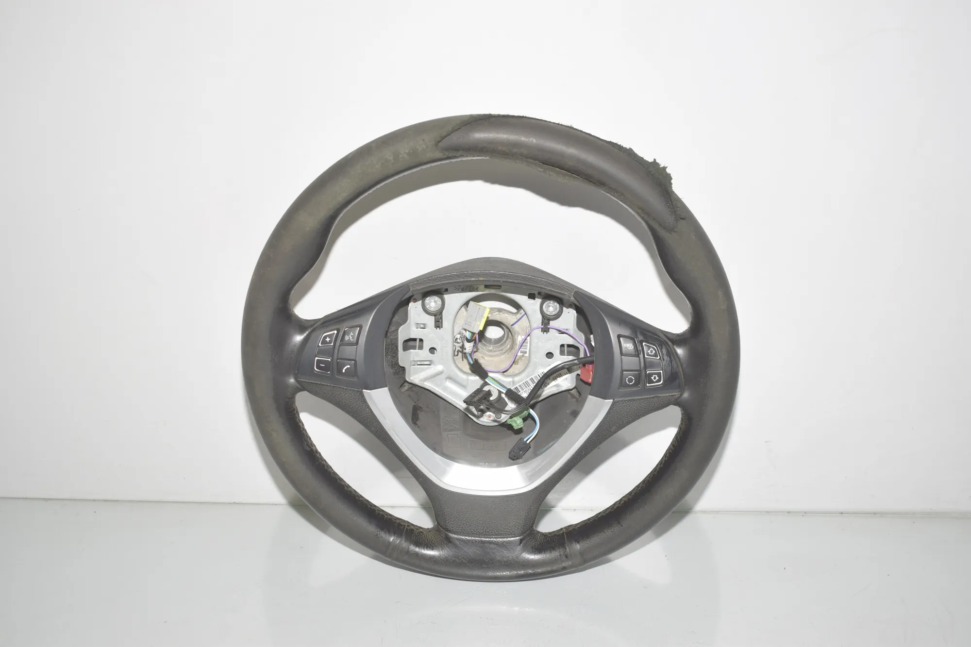 Steering Wheel – OEM 6789973 · BMW X5 (E70) xDrive 30 d 2011
