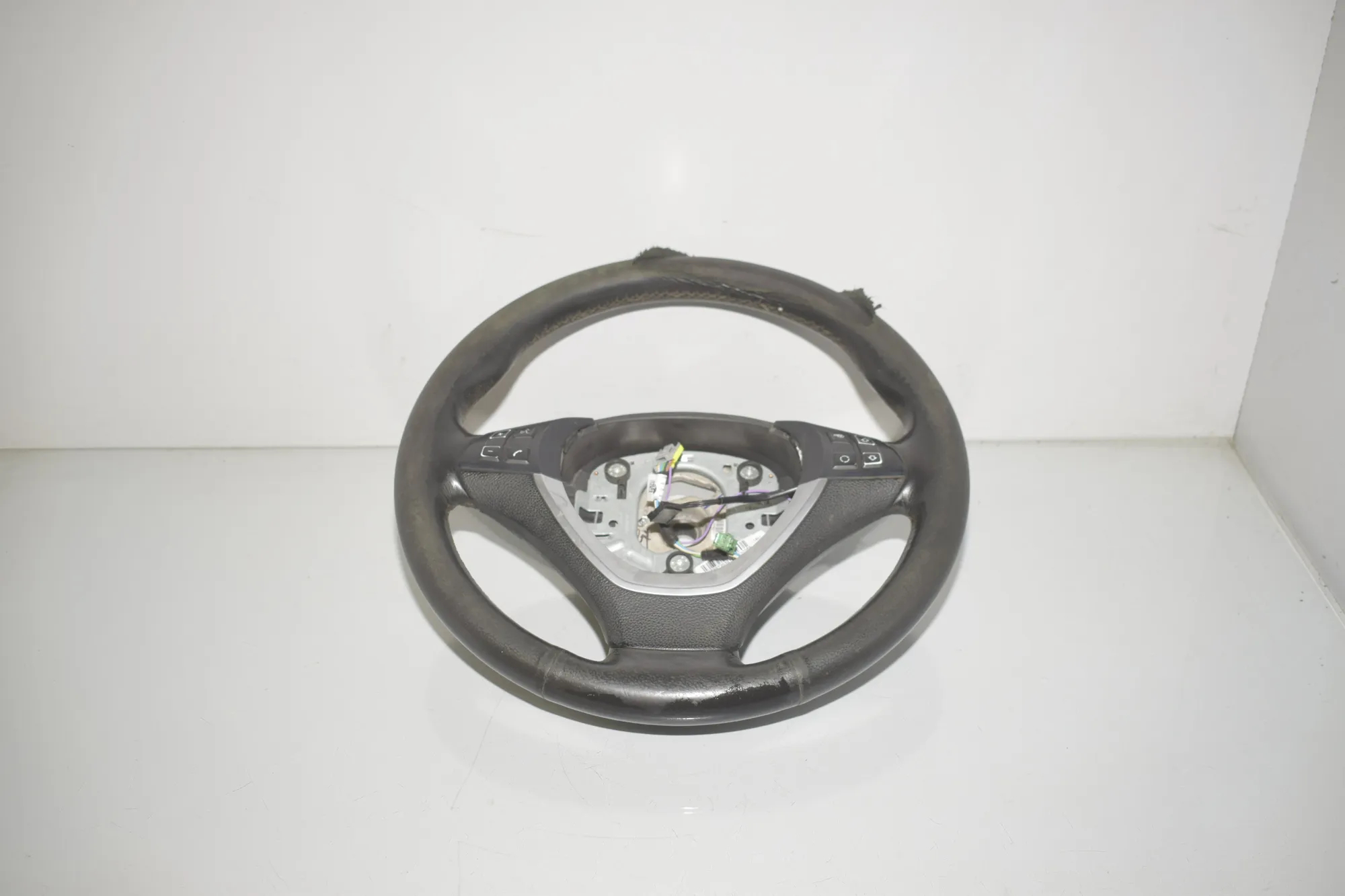 Steering Wheel – OEM 6789973 · BMW X5 (E70) xDrive 30 d 2011 – 2