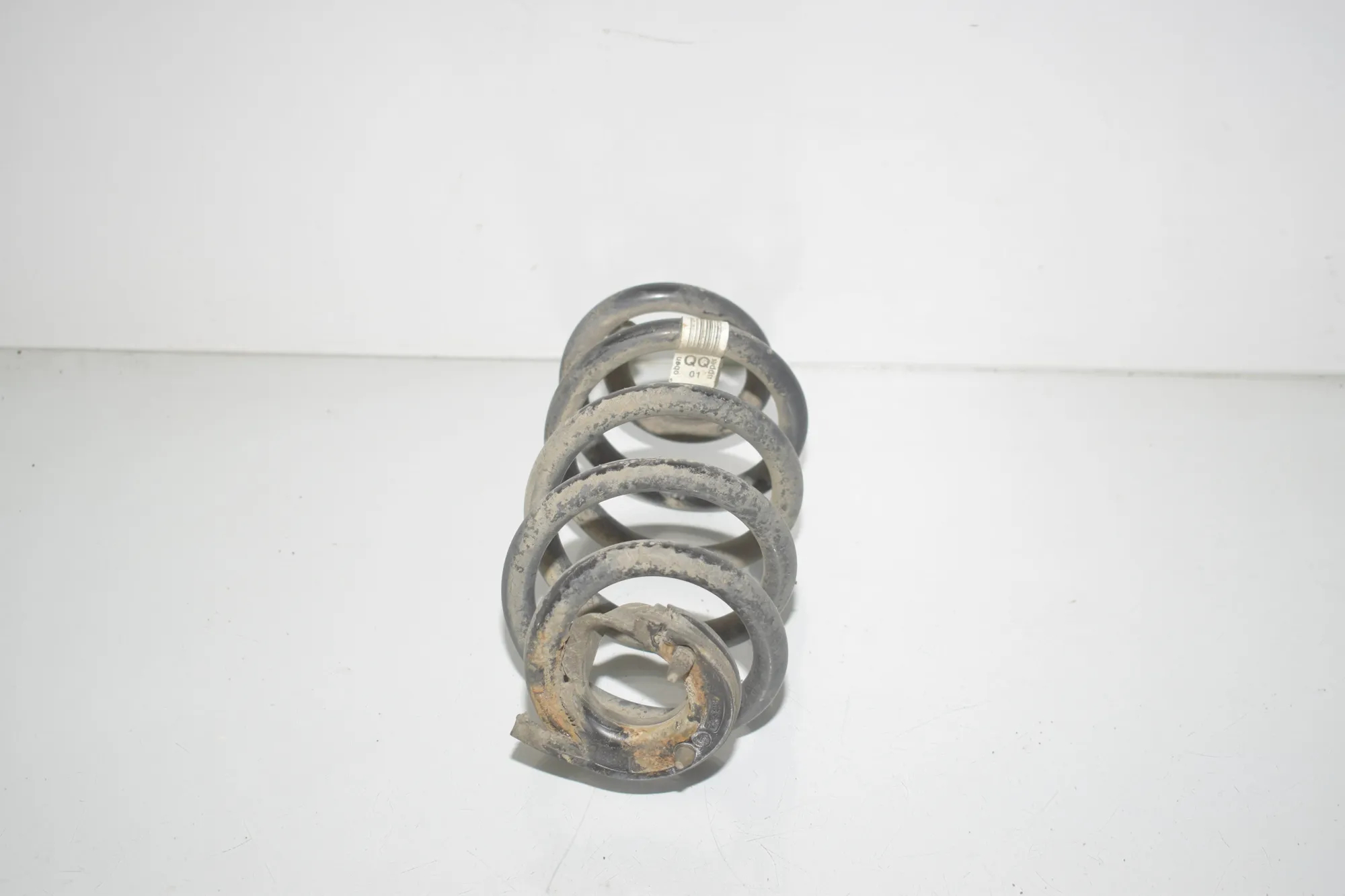 Rear Left Coil Spring – OEM 6866768 · BMW 2 Gran Tourer (F46) 220 d xDrive 2016 – 3