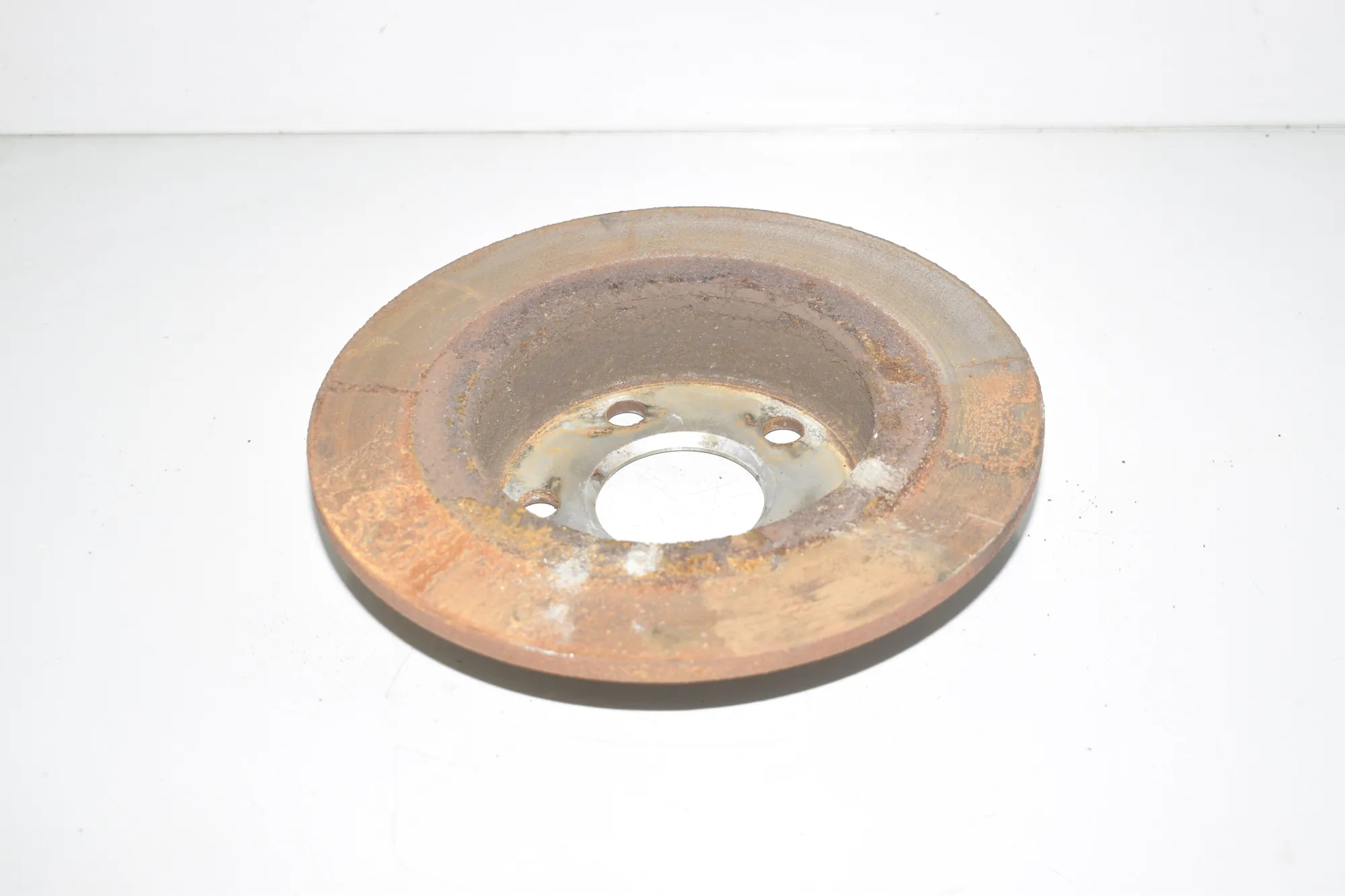 Rear Right Brake Disc – OEM 6799367 · BMW 2 Gran Tourer (F46) 220 d xDrive 2016 – 4