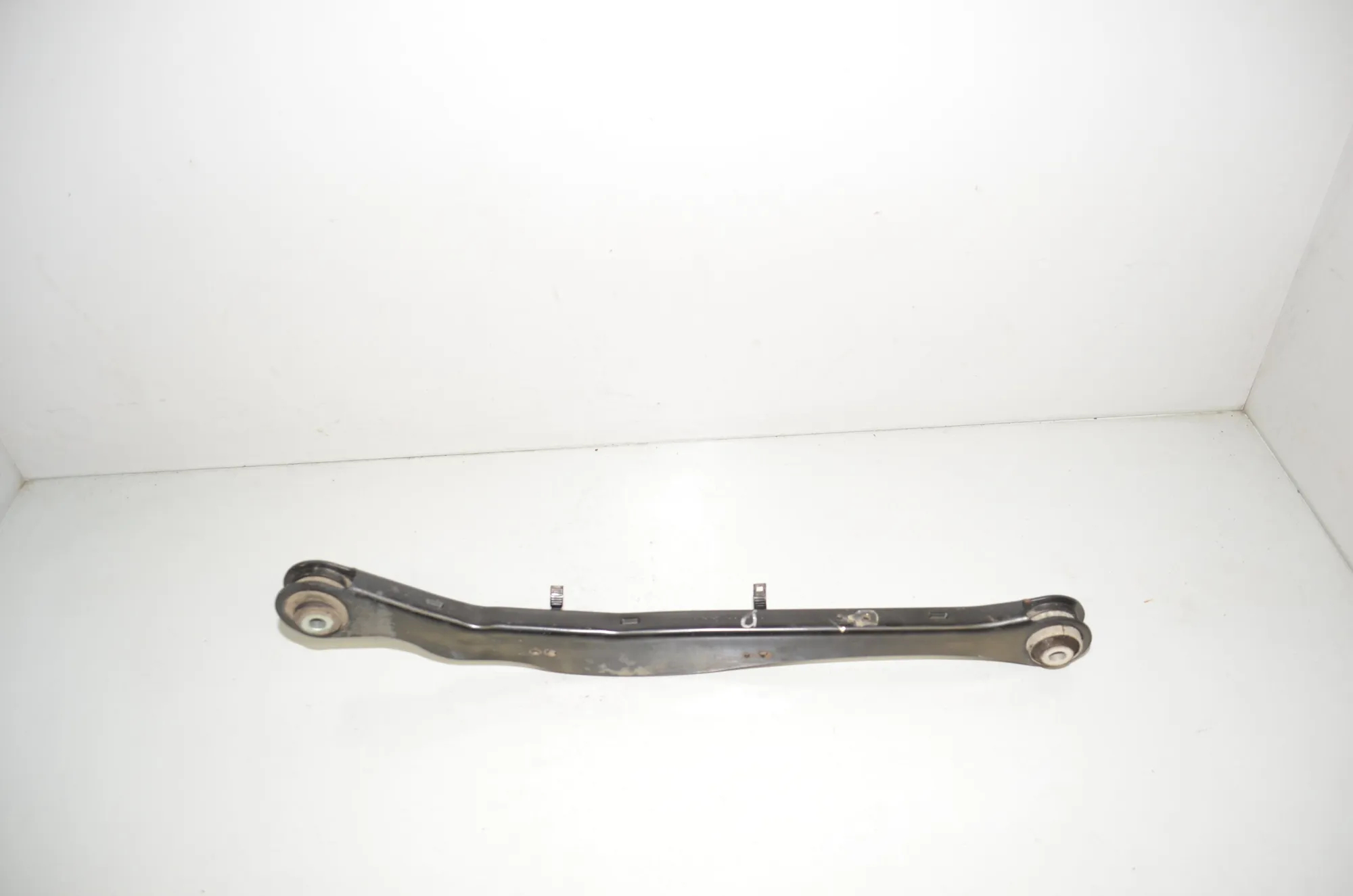 Rear Right Control Arm – OEM 6895885 · BMW 2 Gran Tourer (F46) 220 d xDrive 2016 – 3
