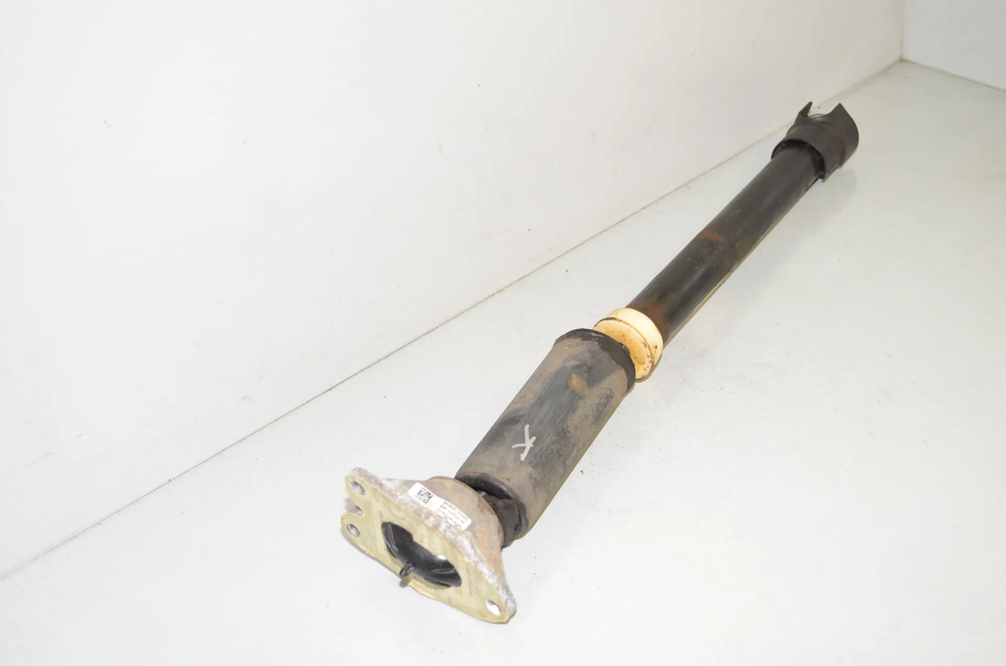Rear Left Shock Absorber – OEM 6870081 · BMW 2 Gran Tourer (F46) 220 d xDrive 2016 – 2